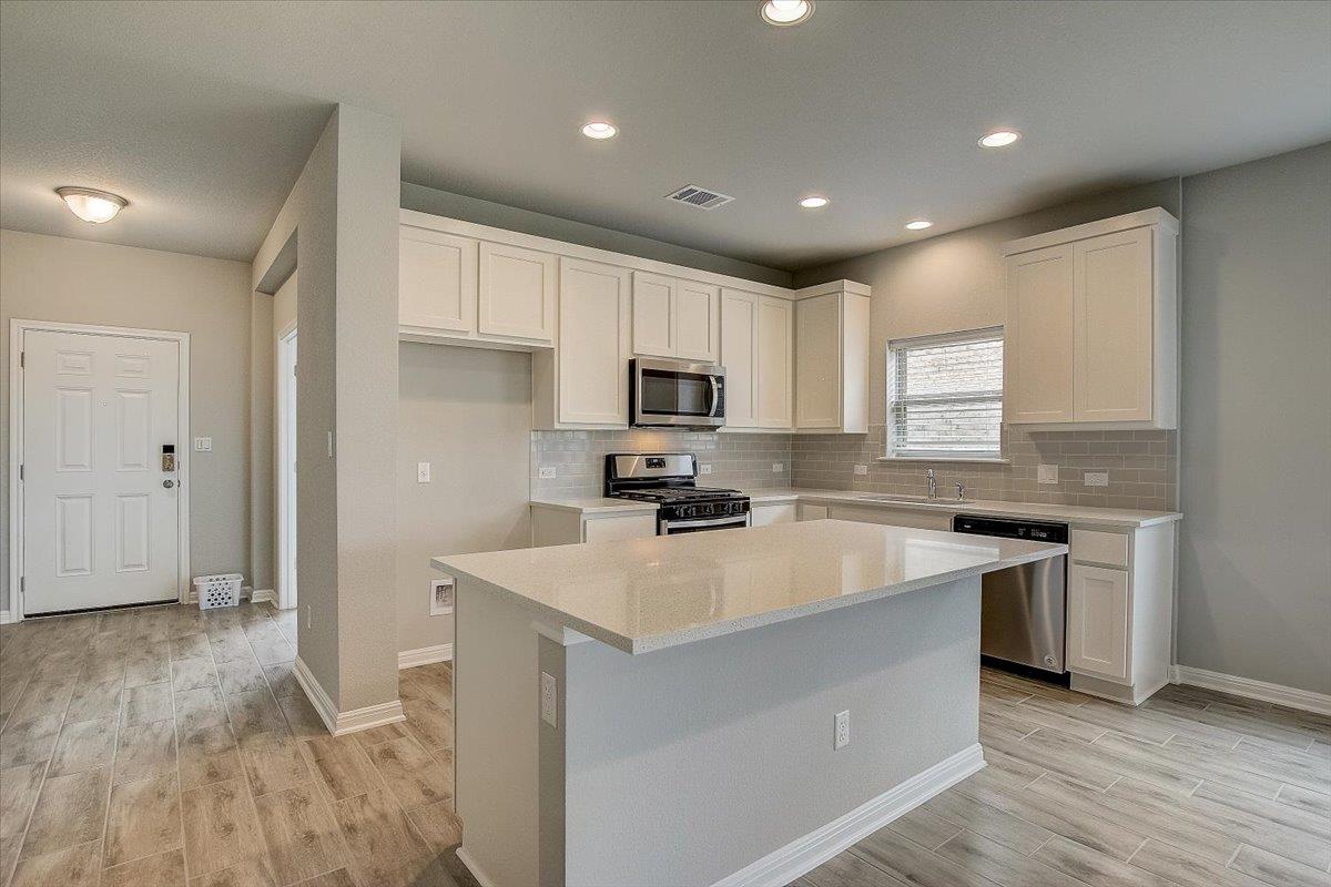 108 Peruvian LN