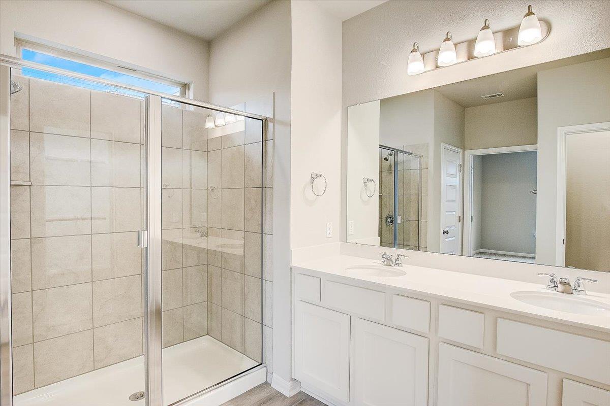 108 Peruvian LN