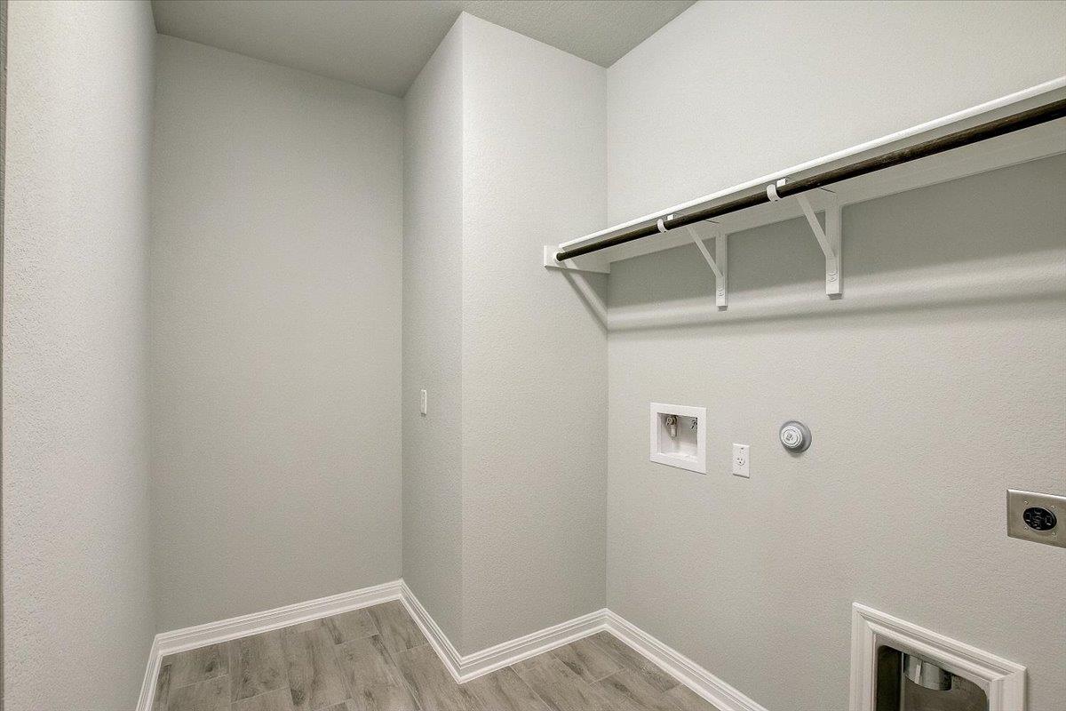 108 Peruvian LN