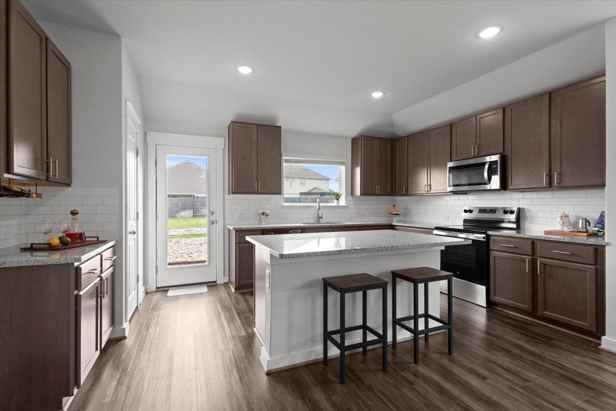321 Buffalo View LN