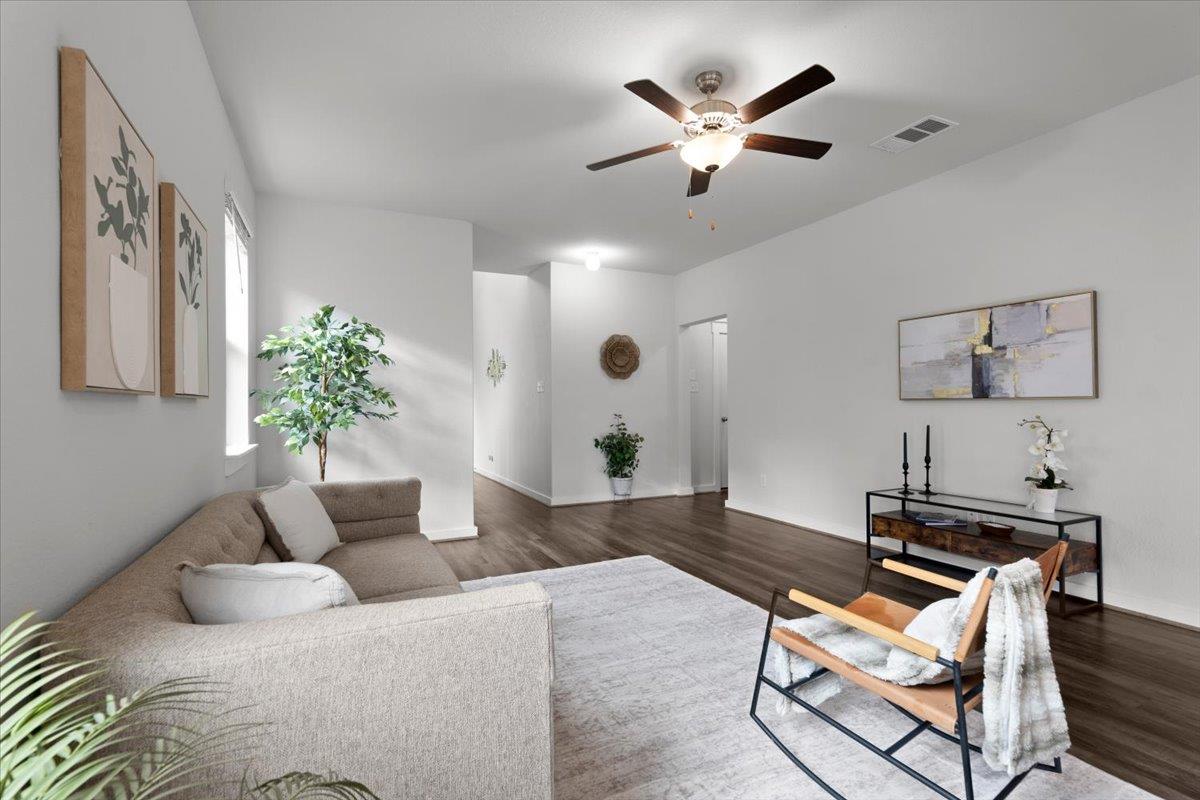 321 Buffalo View LN