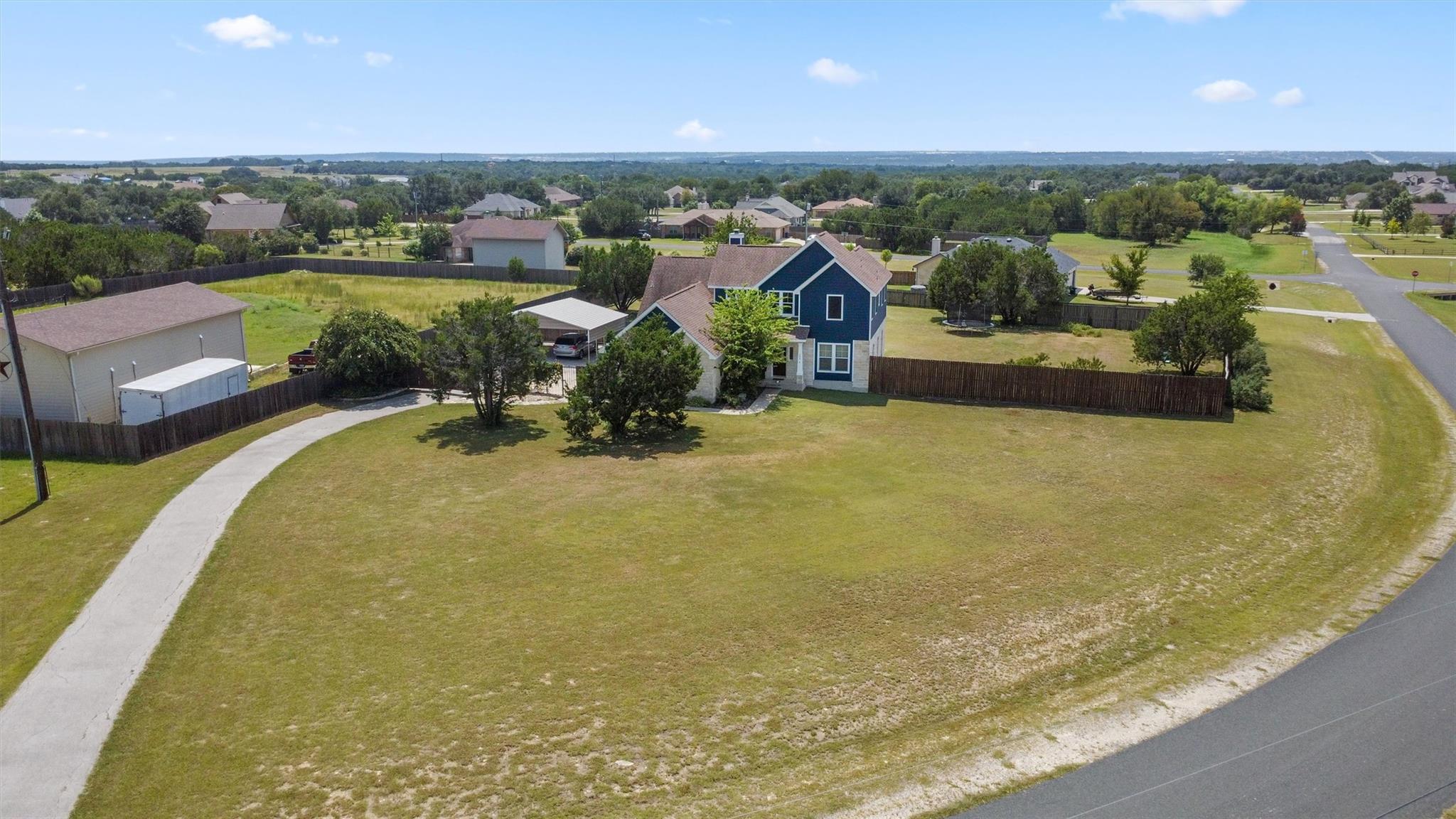 208 Dawn DR