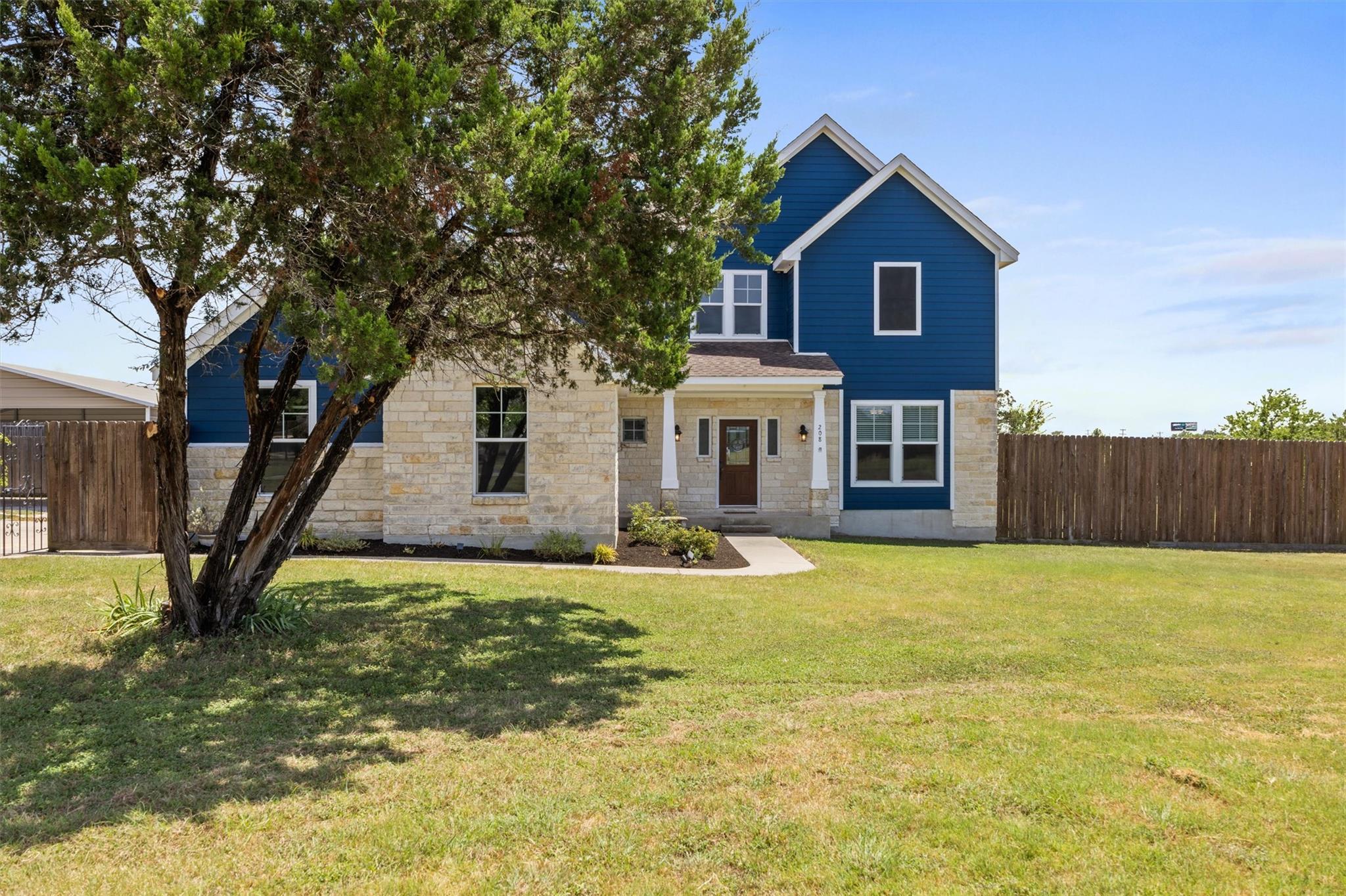 208 Dawn DR
