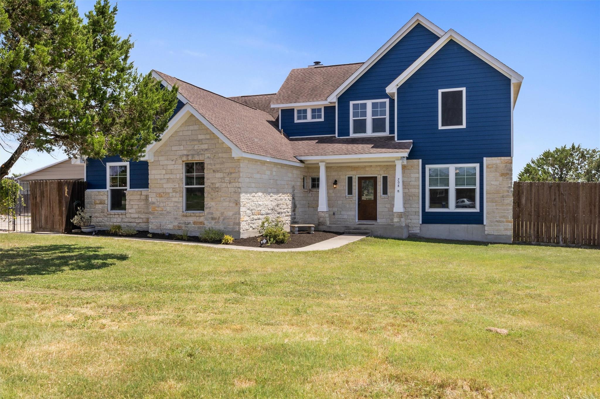 208 Dawn DR