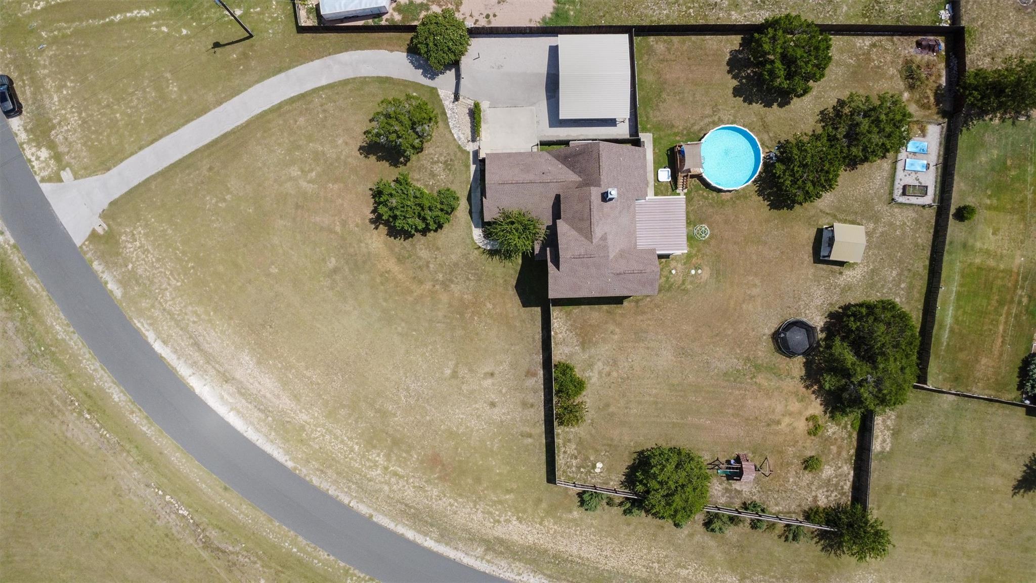 208 Dawn DR