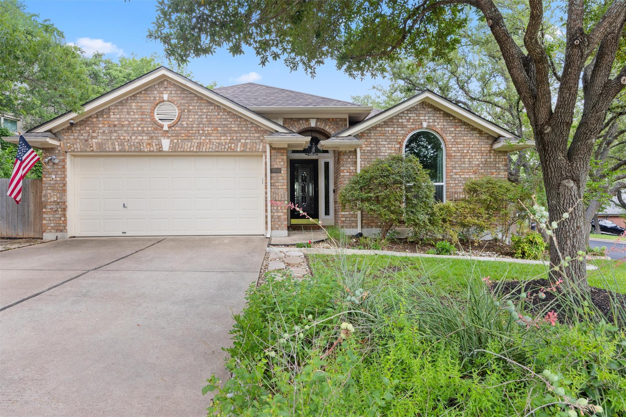 3906 Wharton CT