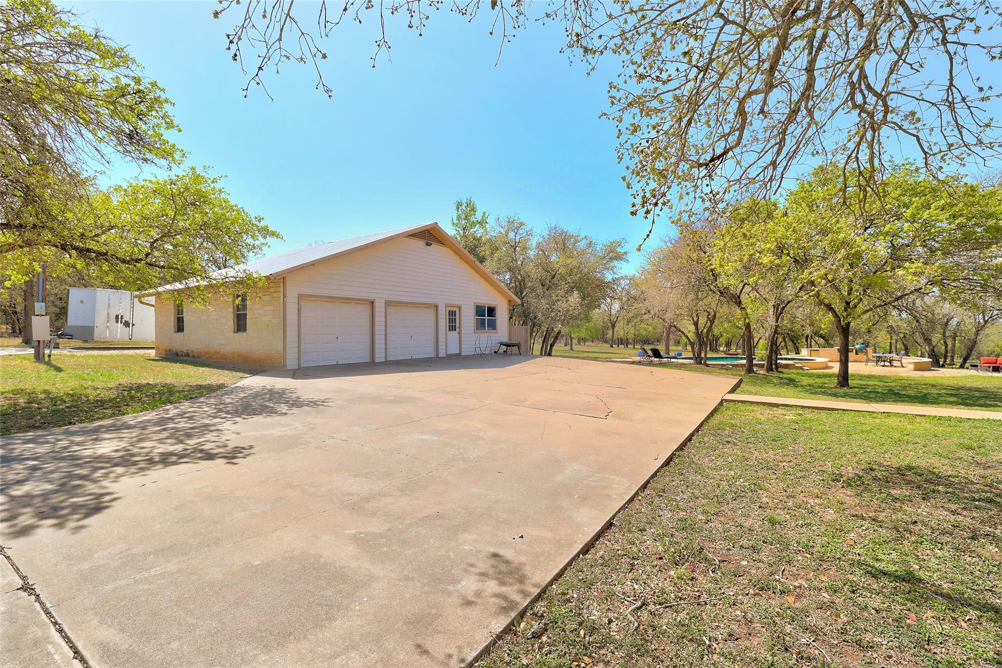 591 Young Ranch RD