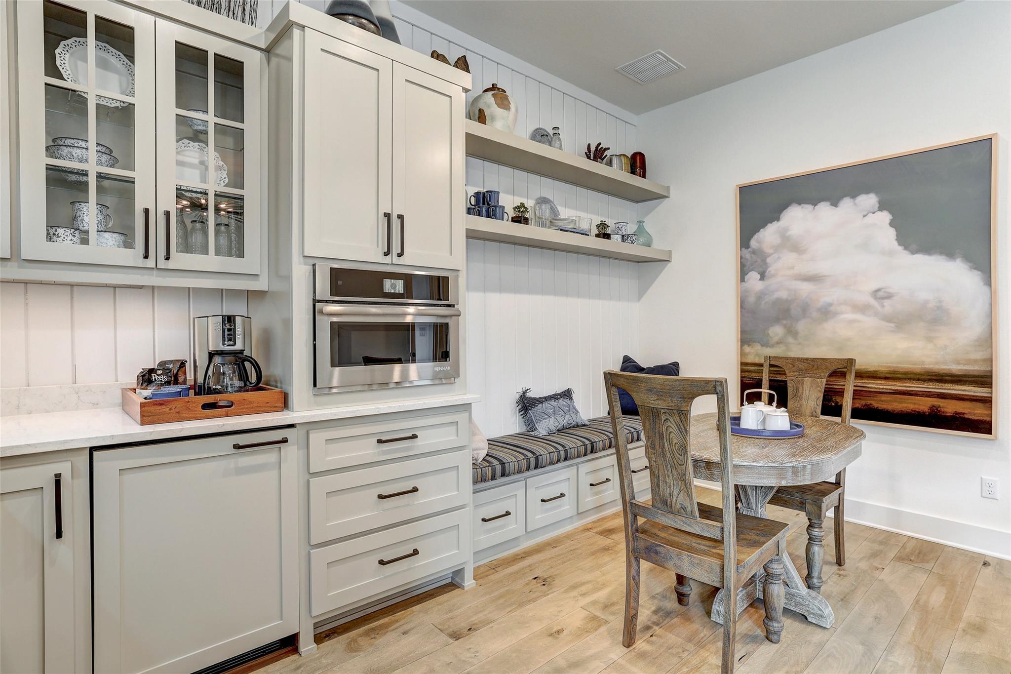 104 Barefoot Park LN