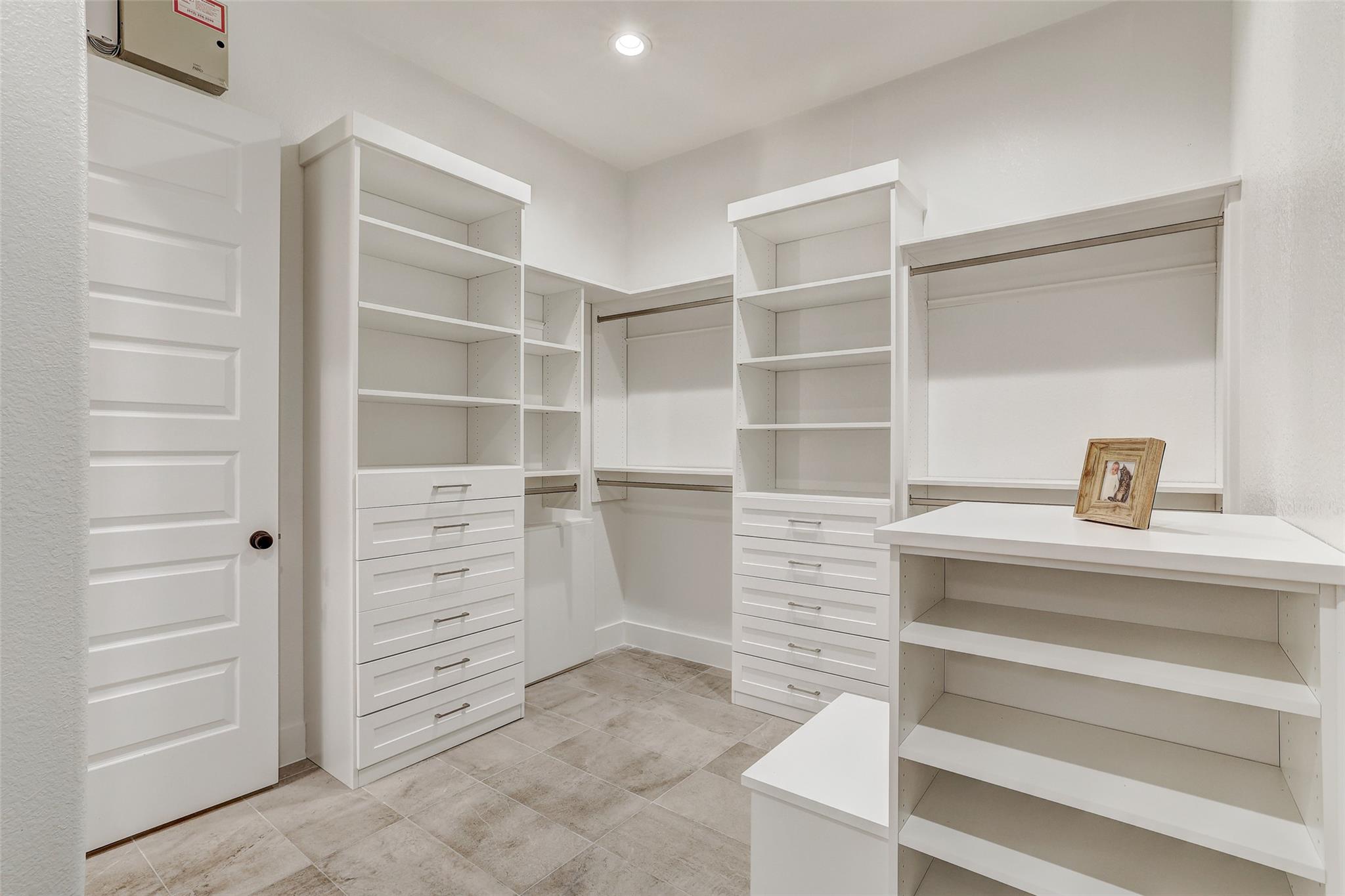104 Barefoot Park LN