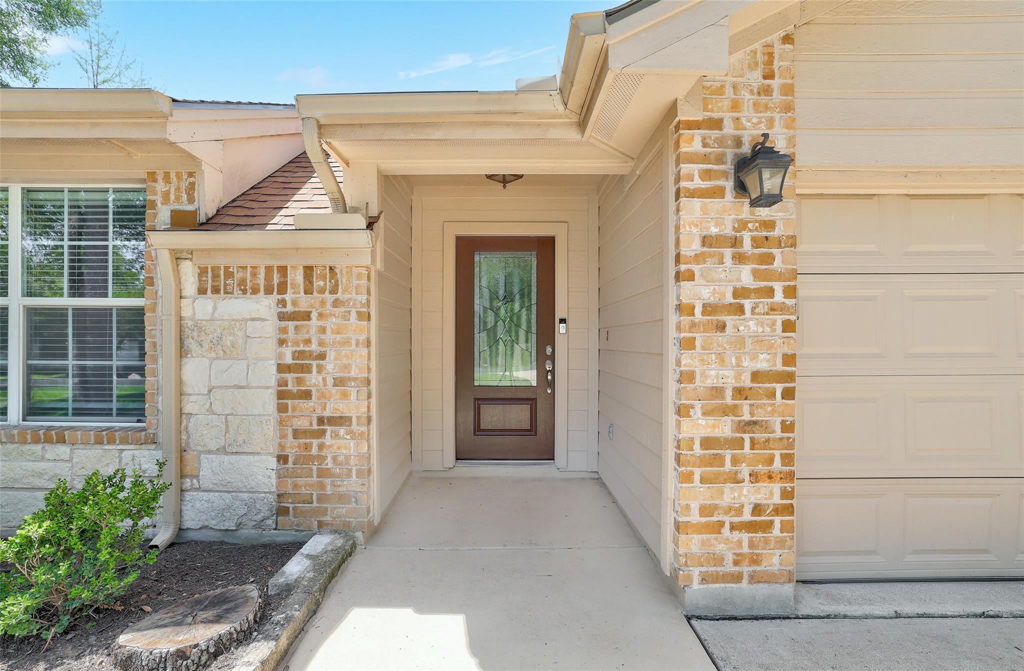 1106 Serenada DR