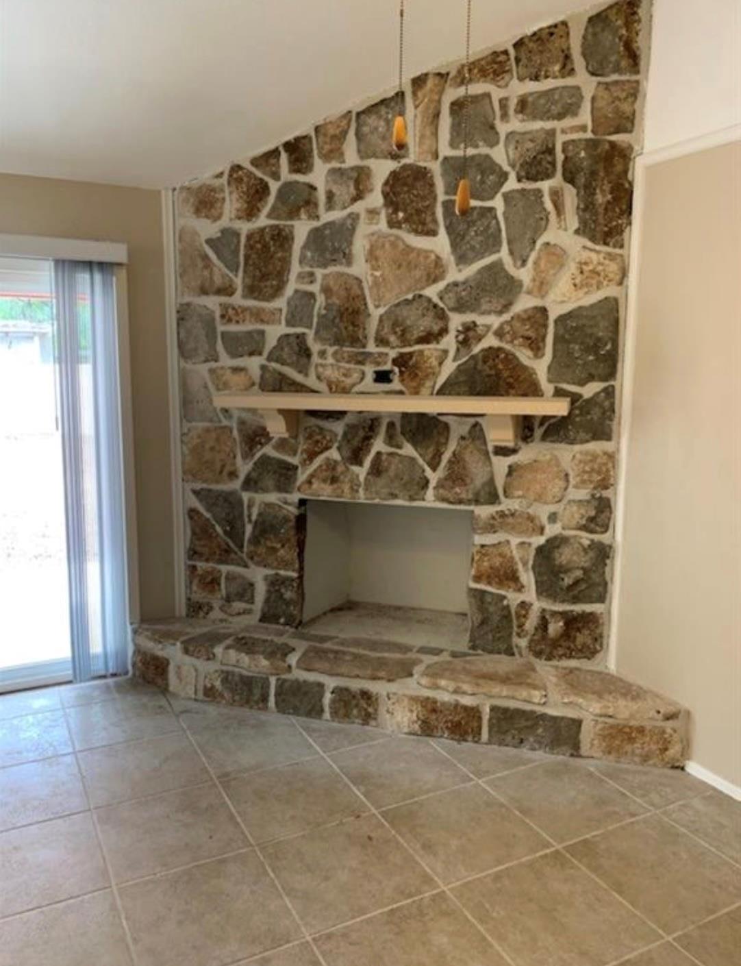 3404 Sierra DR