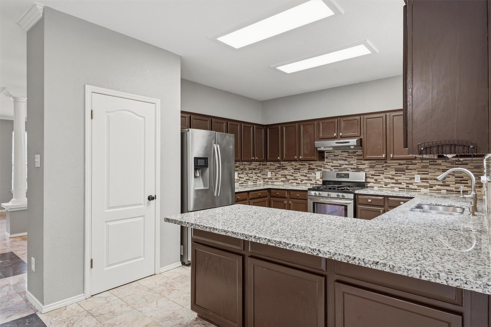 2813 Cortez DR