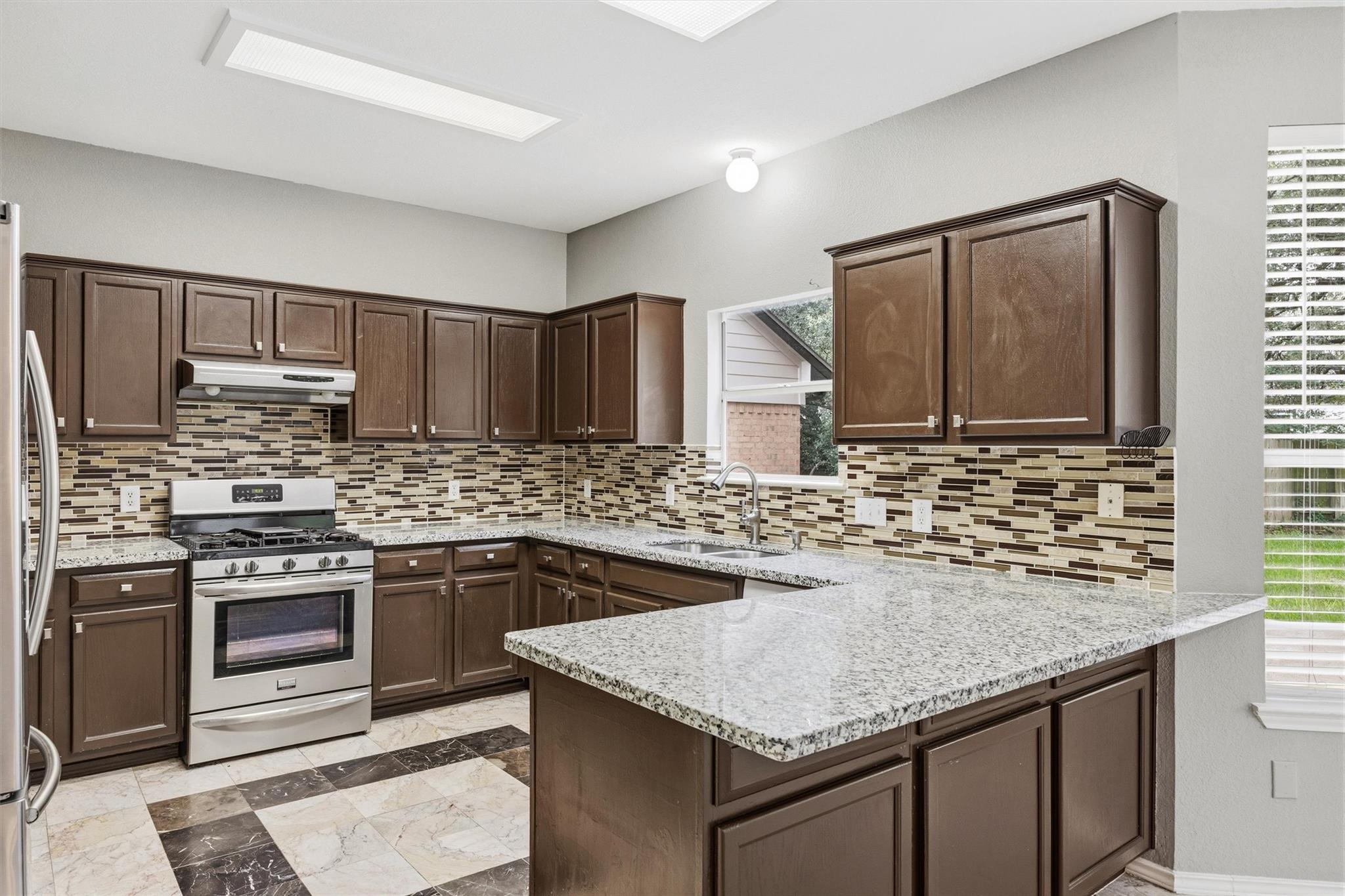 2813 Cortez DR