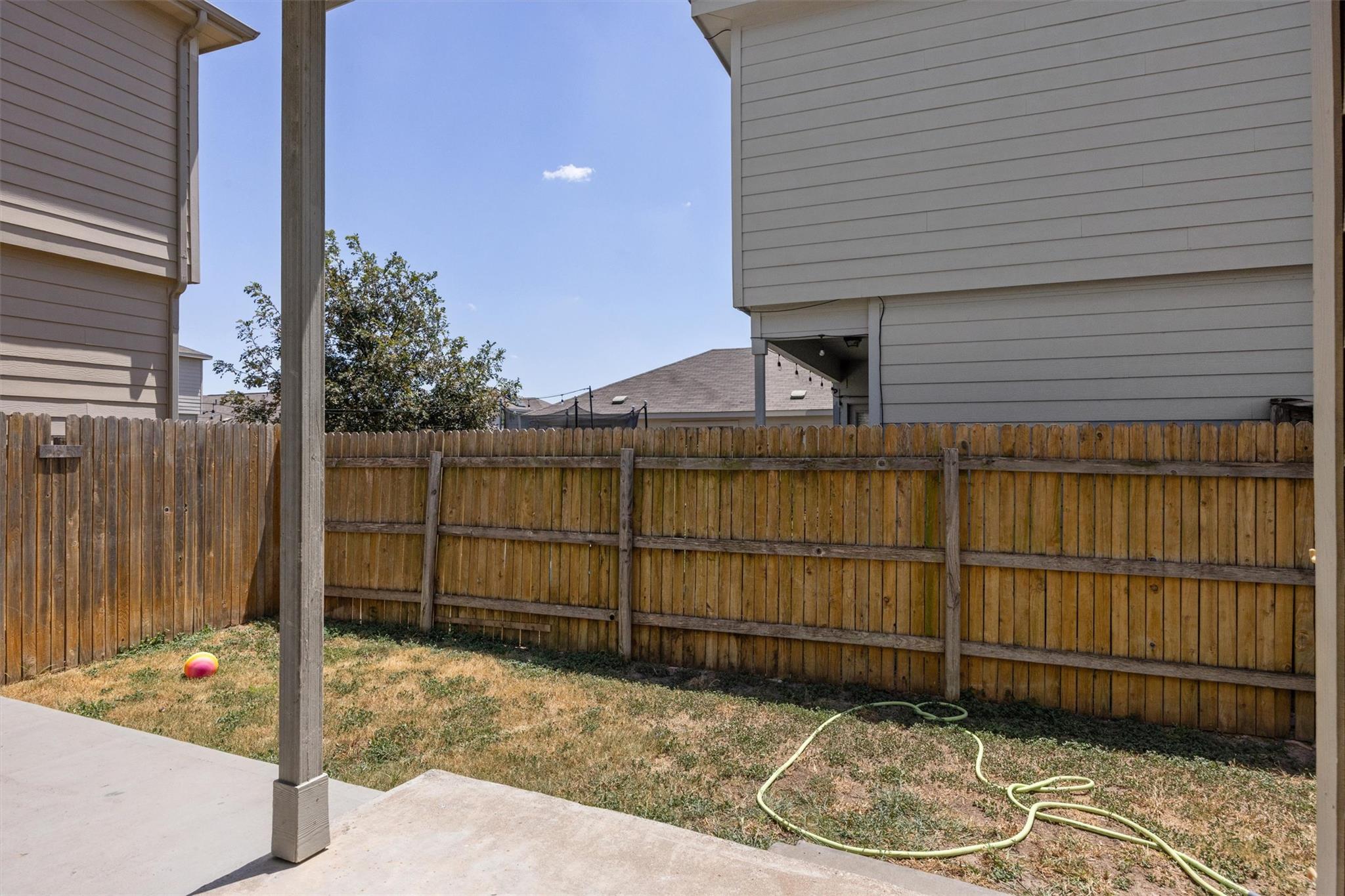 400 Circle WAY