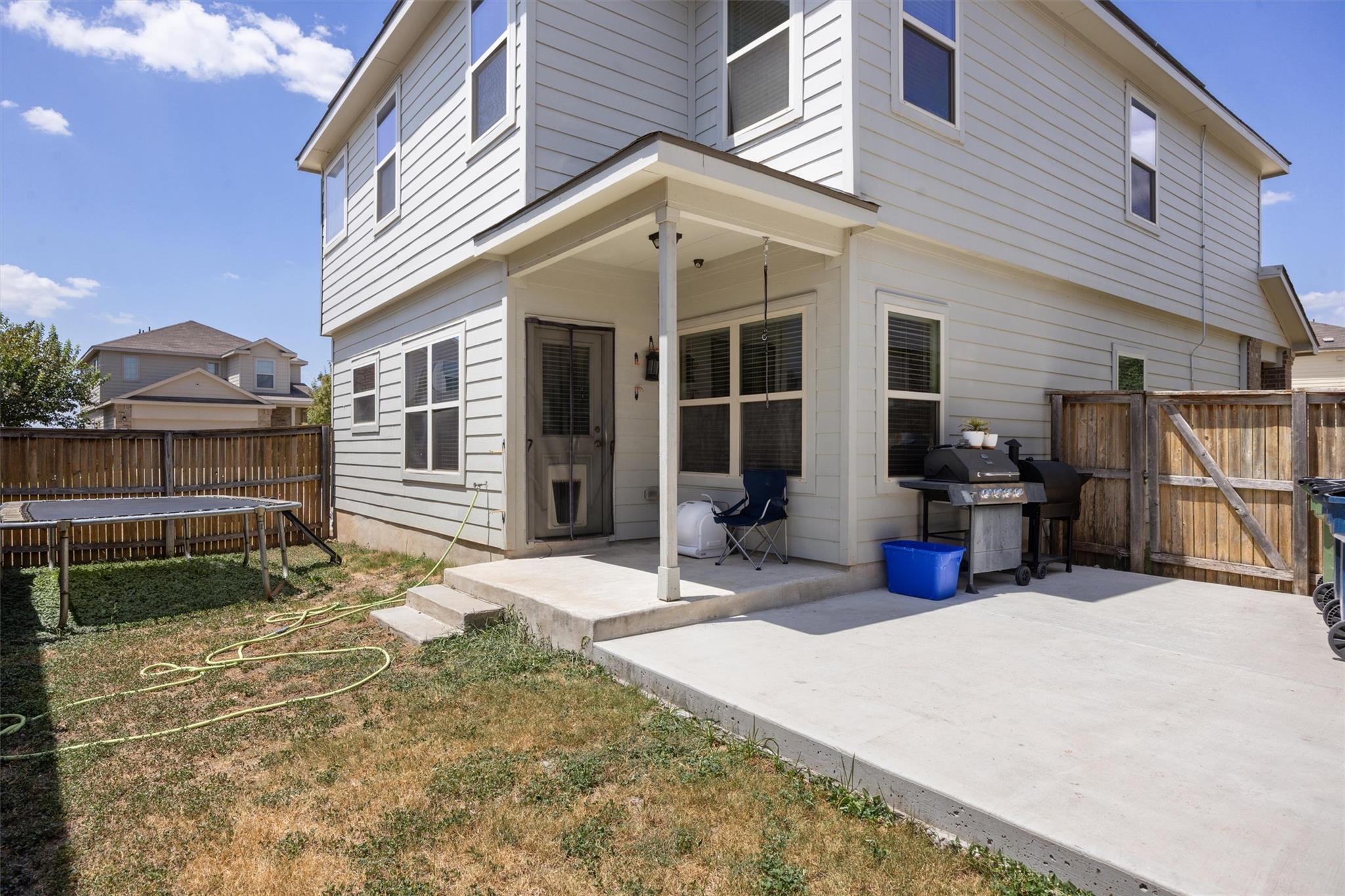 400 Circle WAY