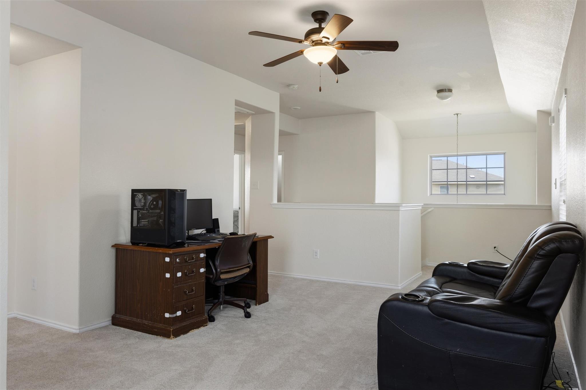 400 Circle WAY