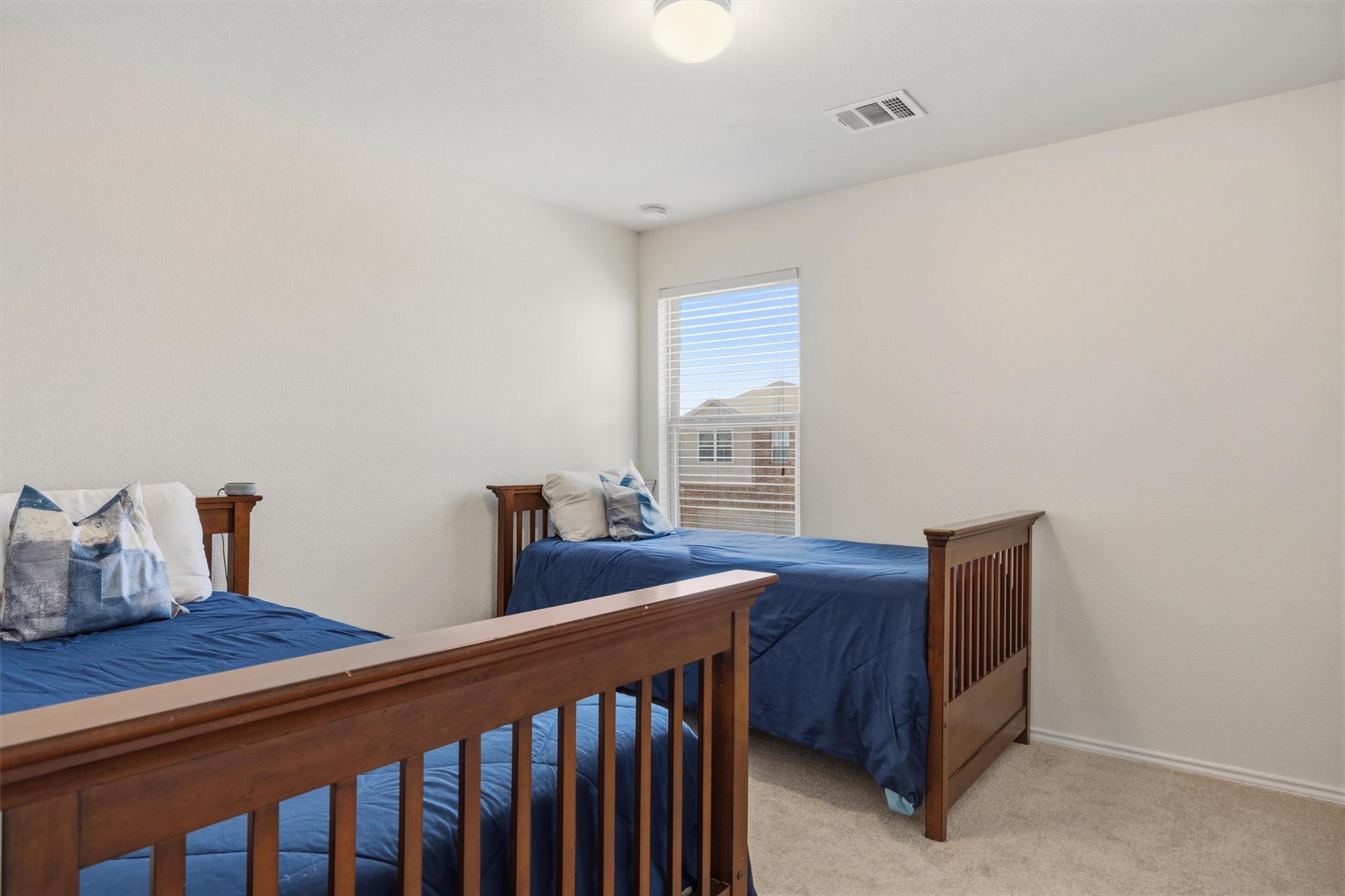 400 Circle WAY