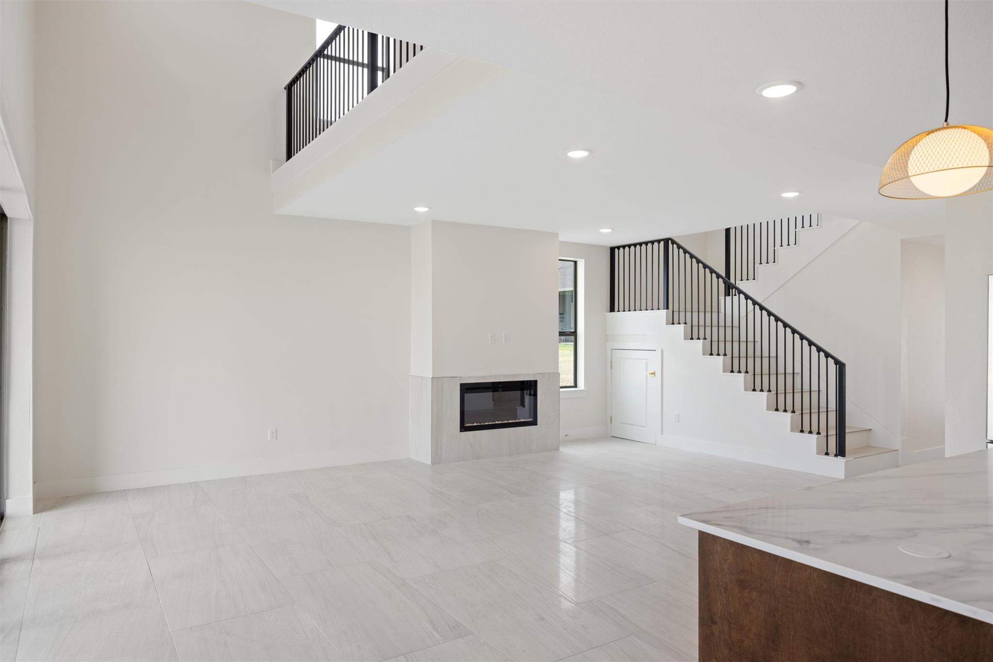 109 Fall DR