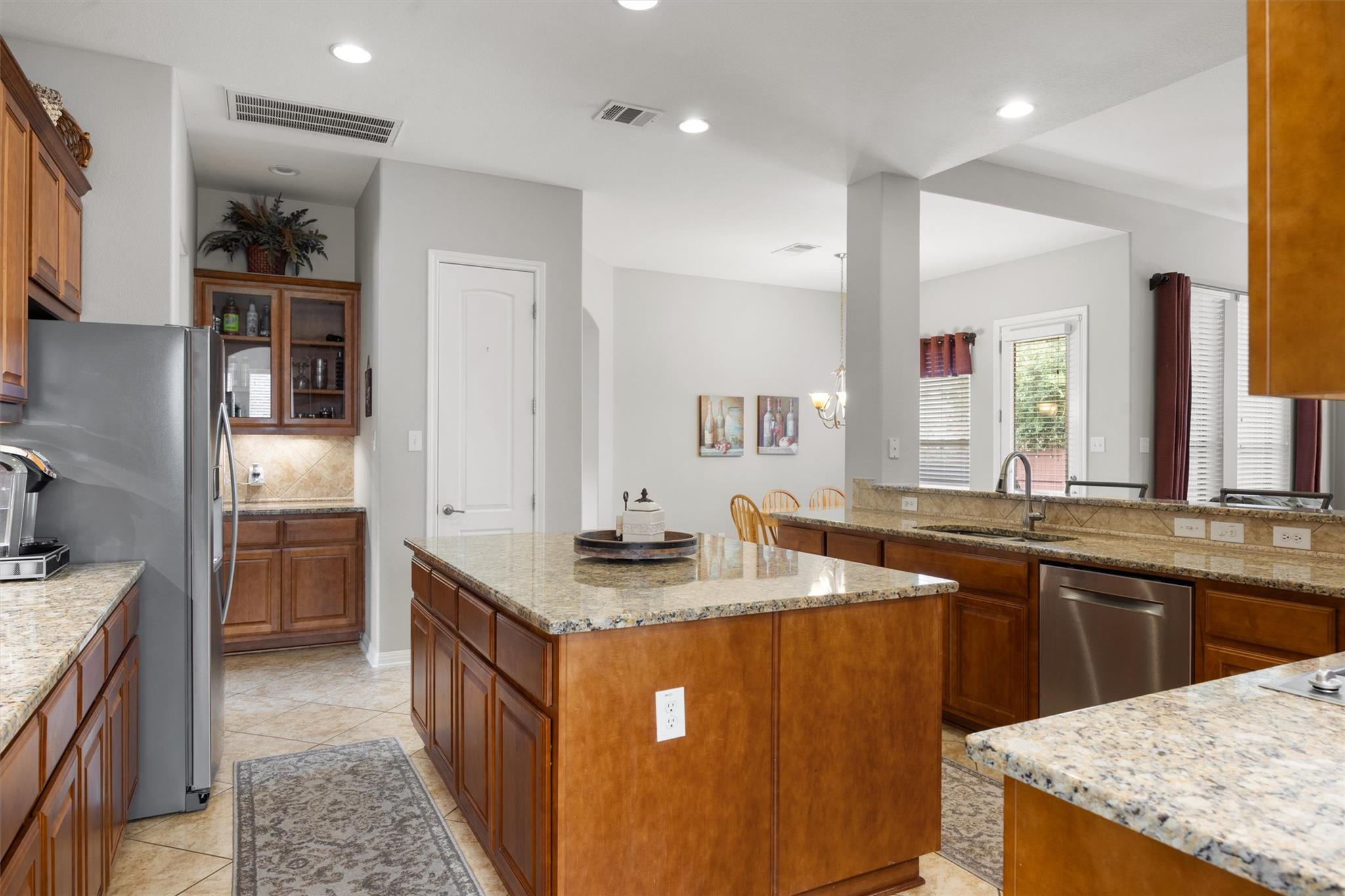 3409 Aquamarine DR
