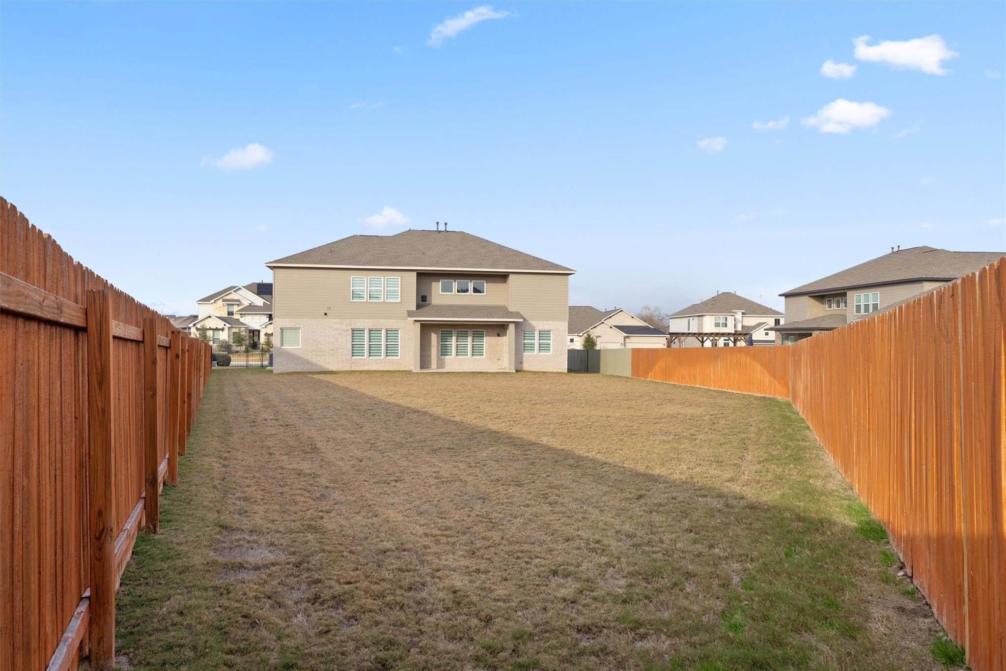 213 Great Lawn BND