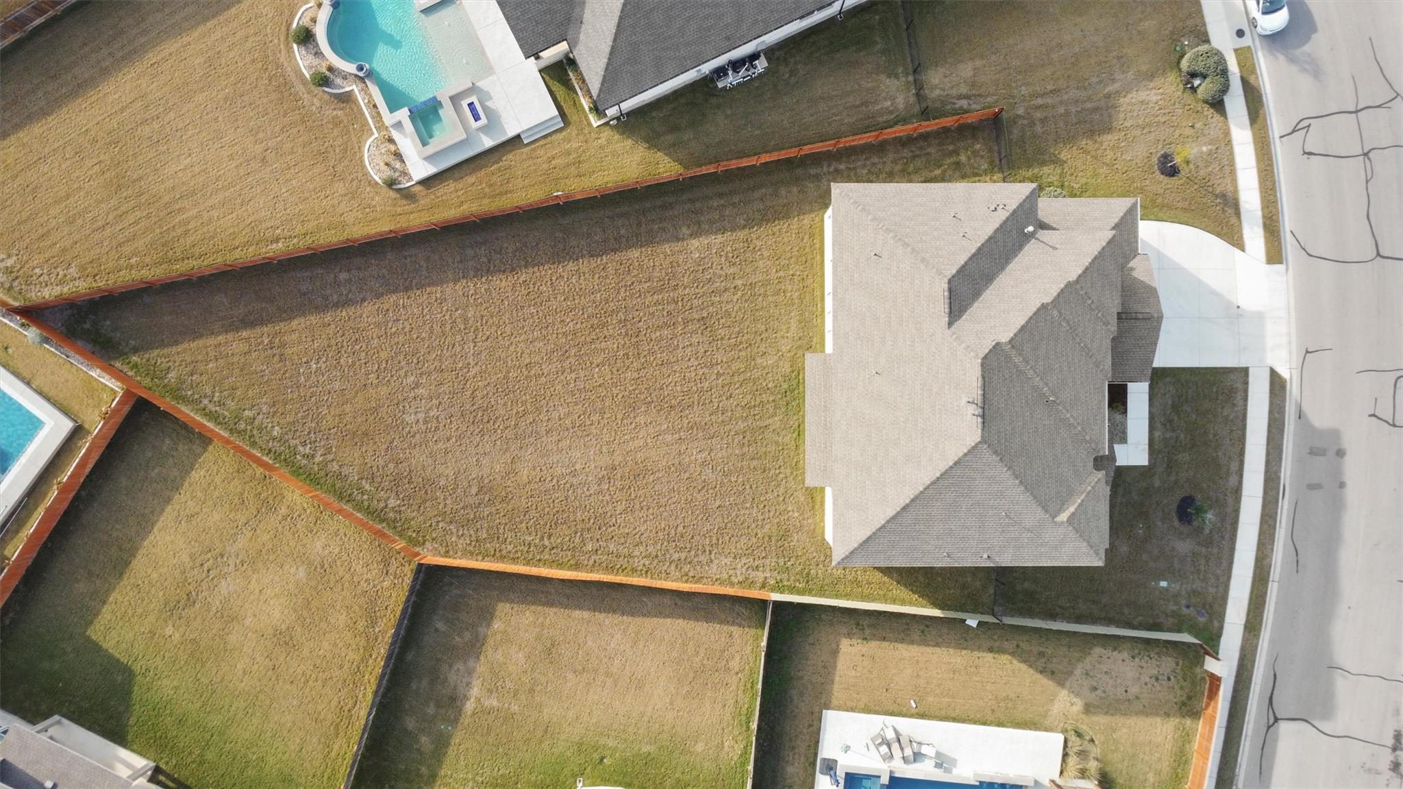 213 Great Lawn BND