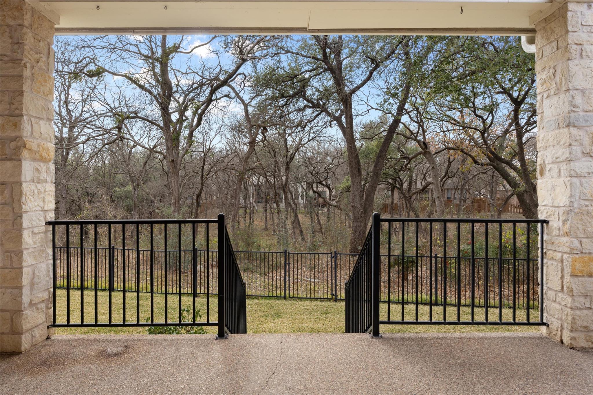 3028 Las Colinas WAY