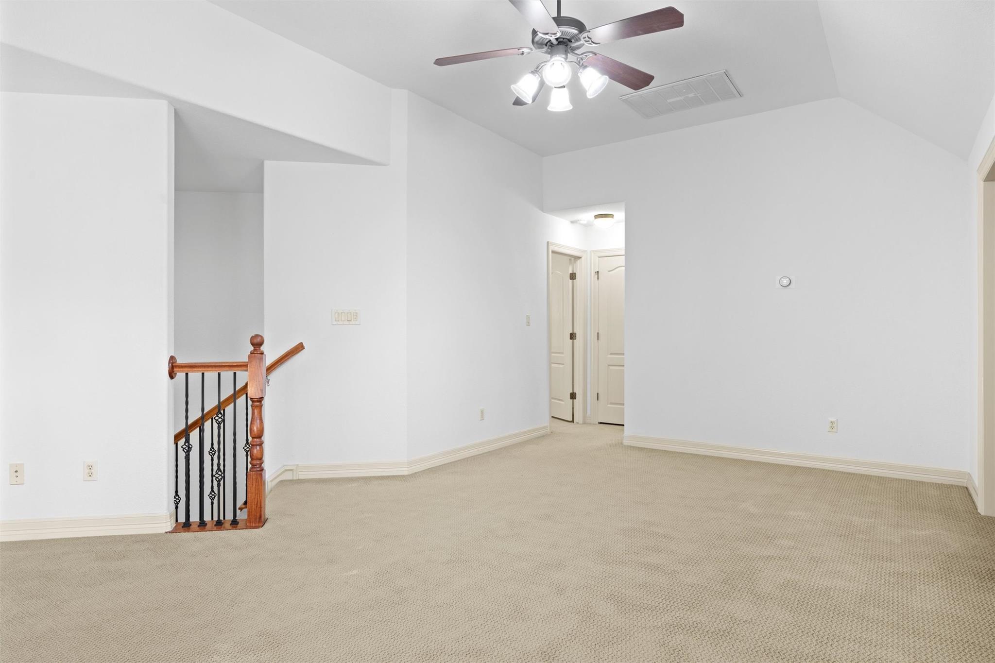 3028 Las Colinas WAY