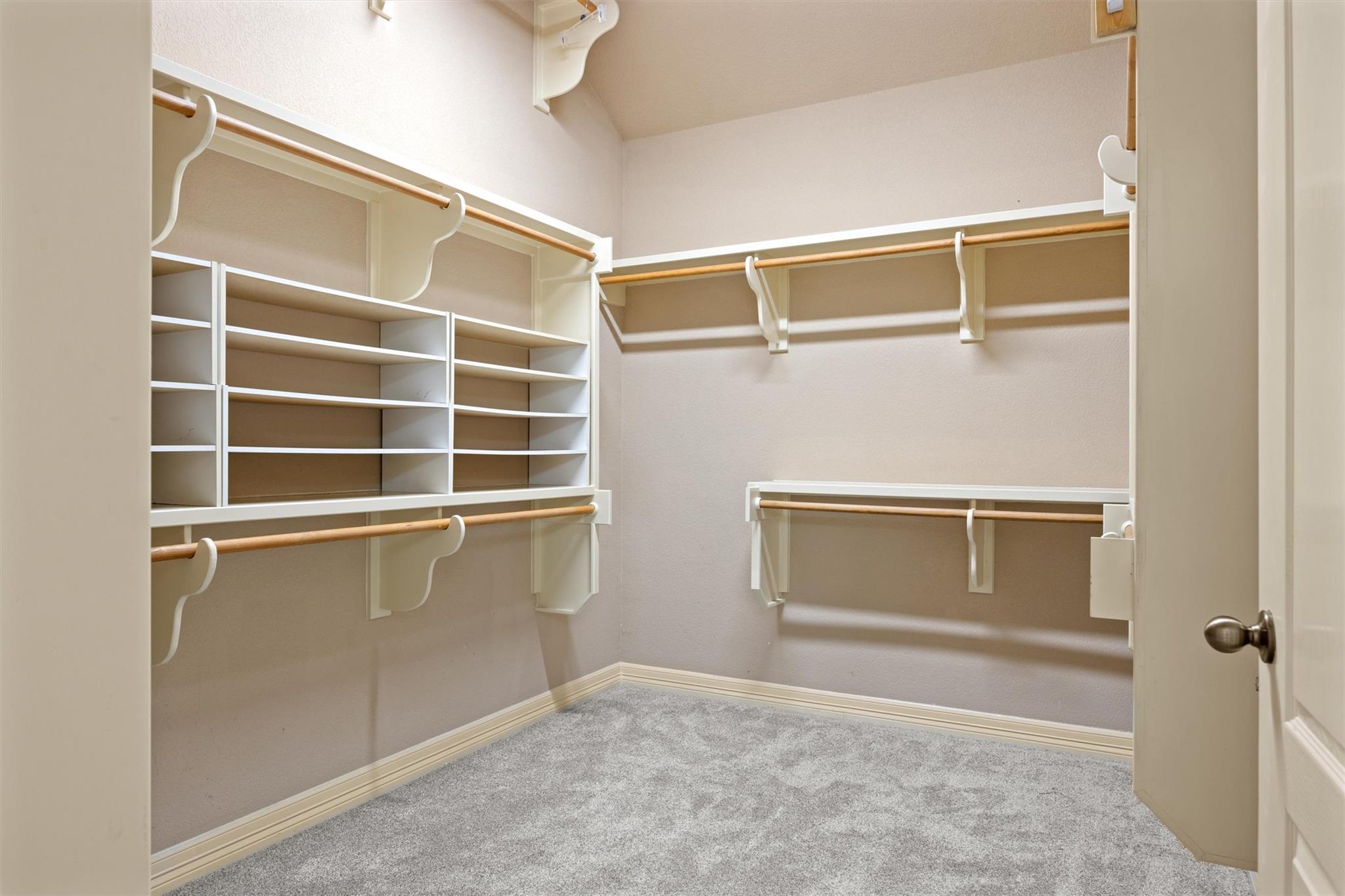 3028 Las Colinas WAY