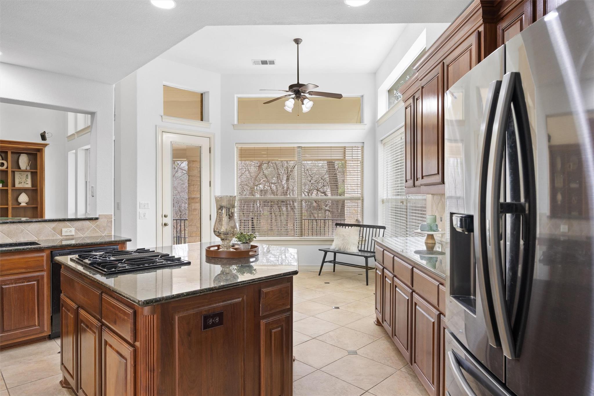 3028 Las Colinas WAY