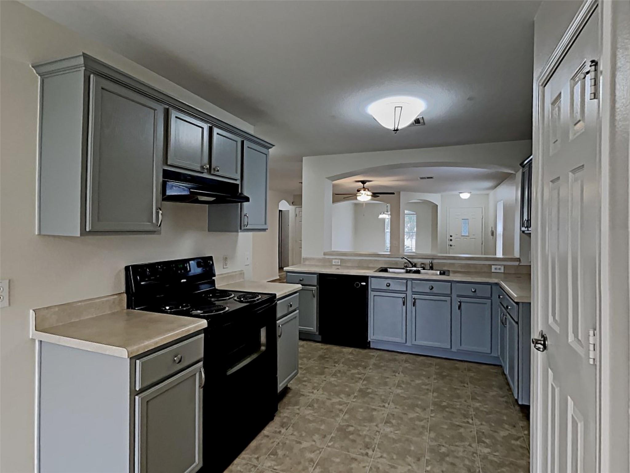 12417 NE Sky Harbor DR