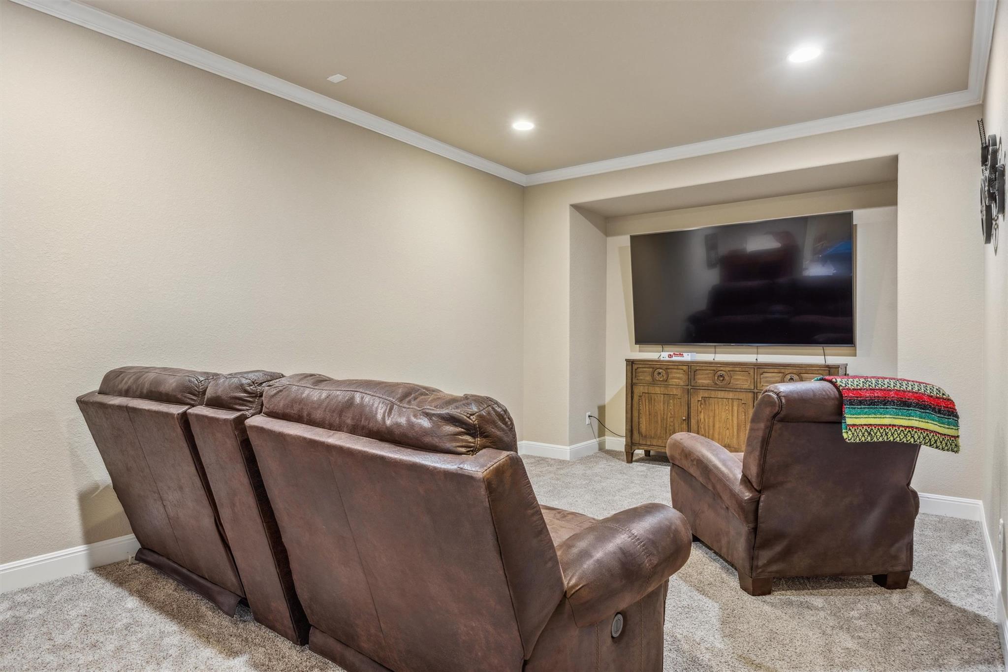 2505 Livenza PL