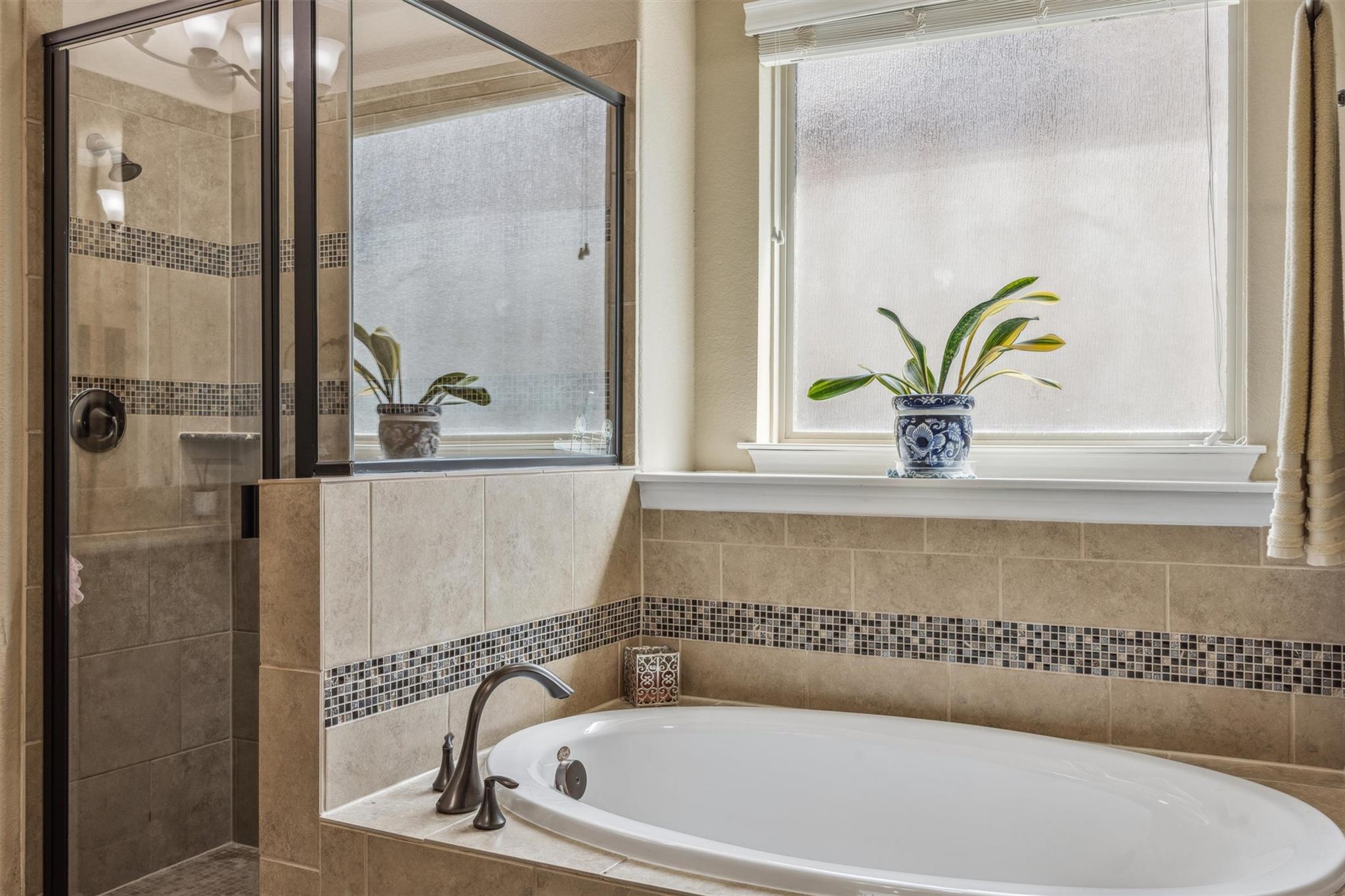 2505 Livenza PL