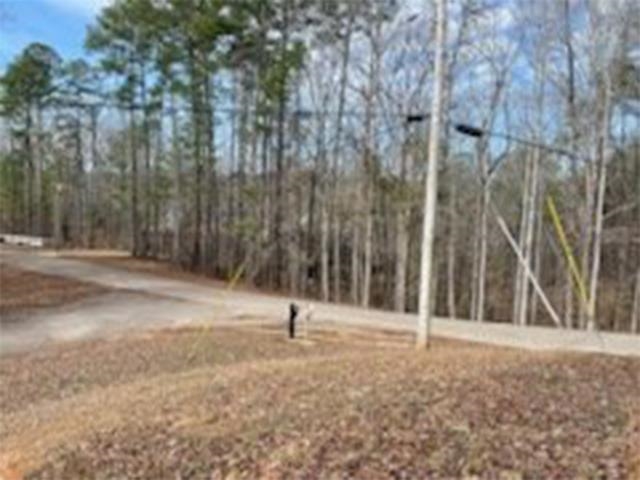 2 NORTHSHORE DR