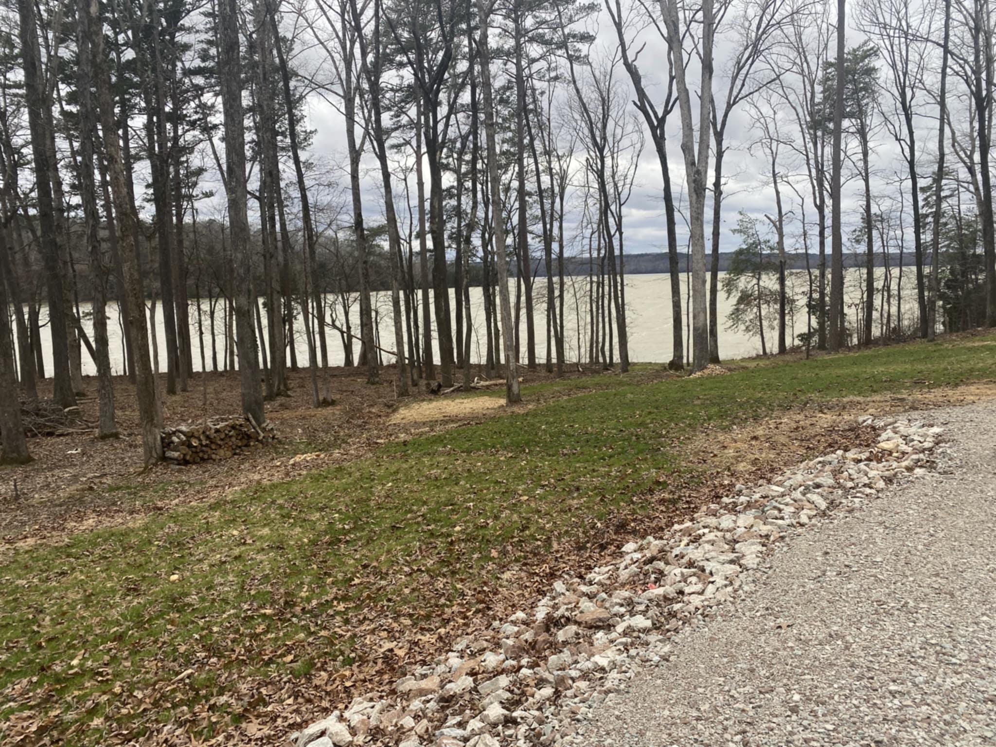 POMPEYS BRANCH RD