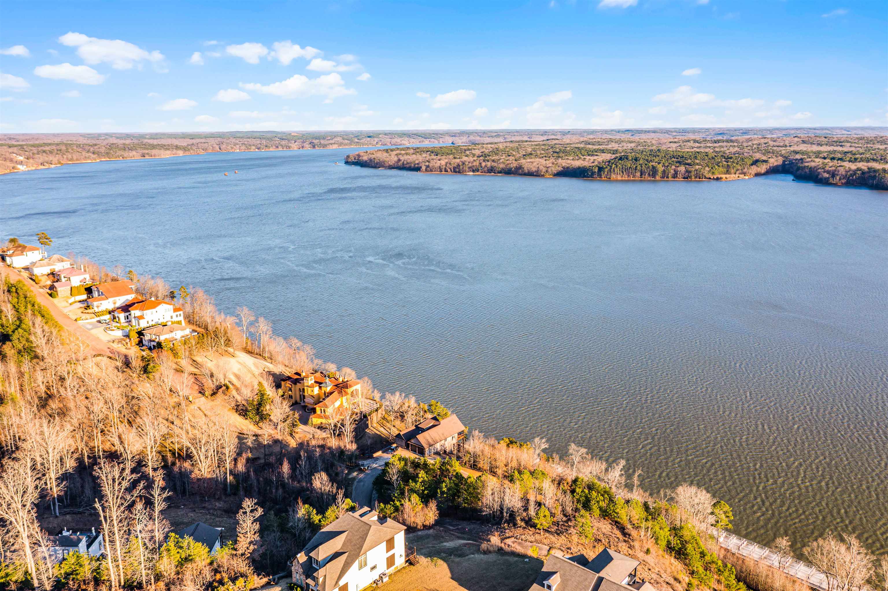 24 HIGH POINTE DR