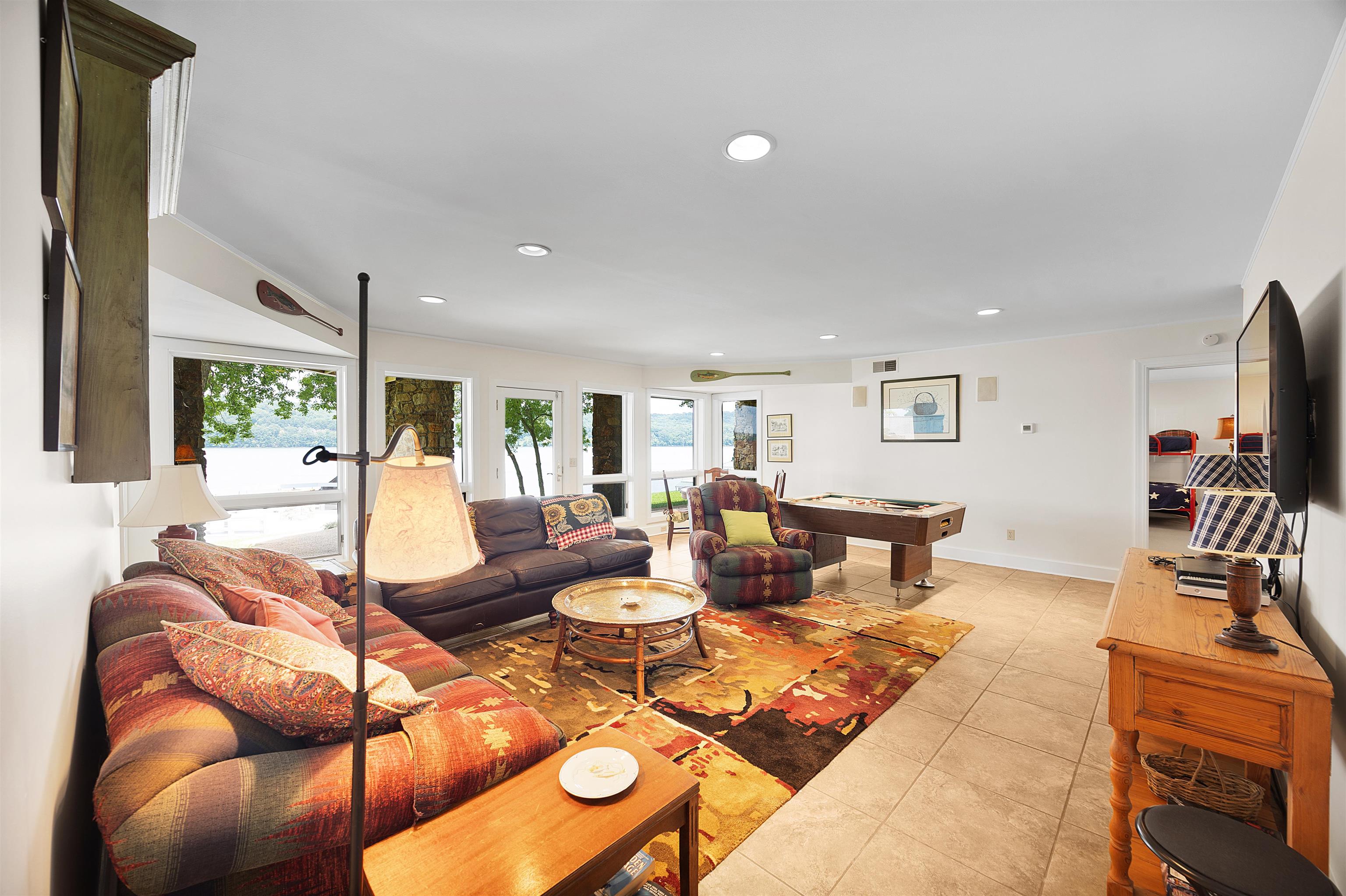 160 ROBERTS BEAR CREEK RD