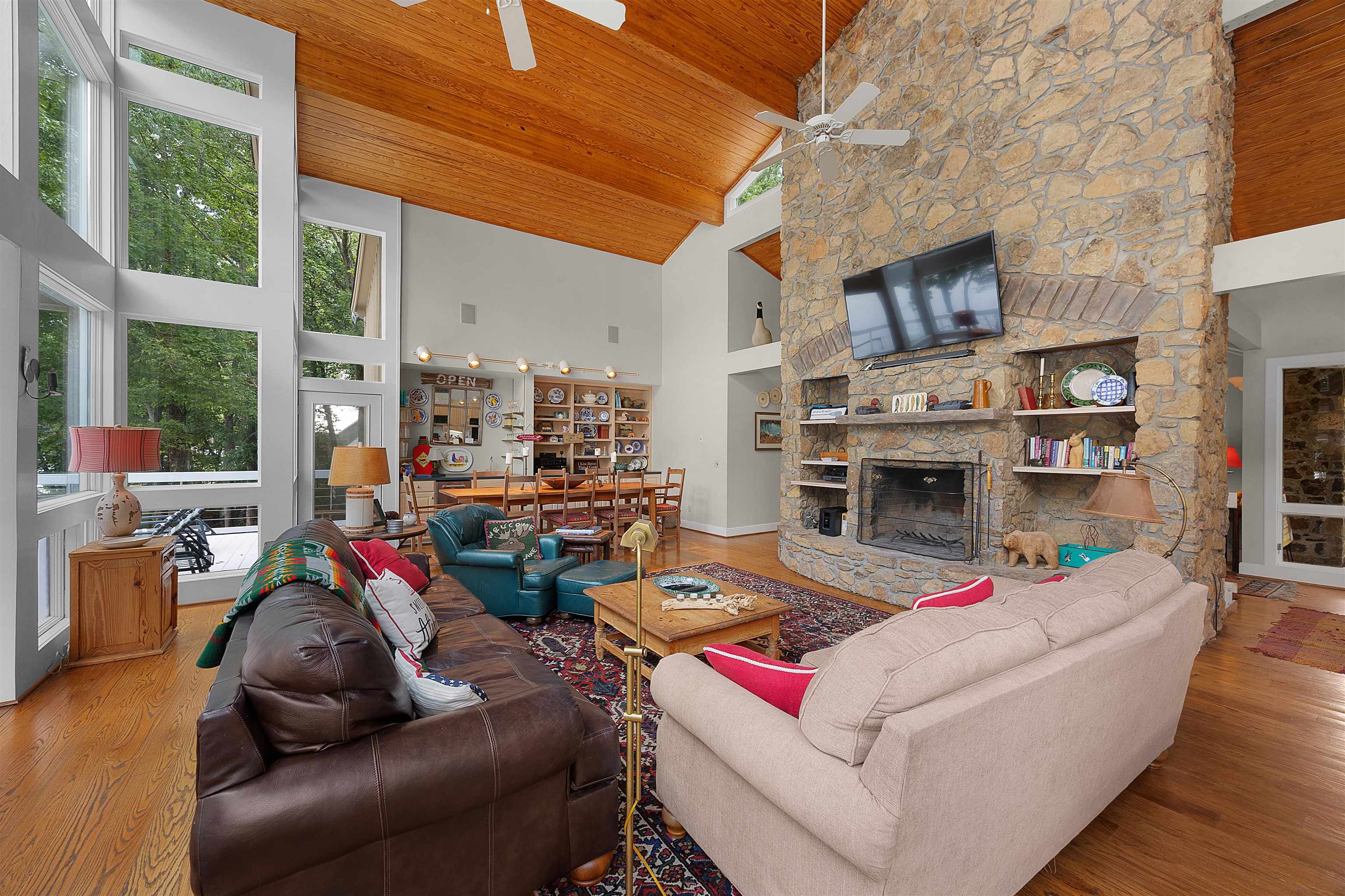 160 ROBERTS BEAR CREEK RD