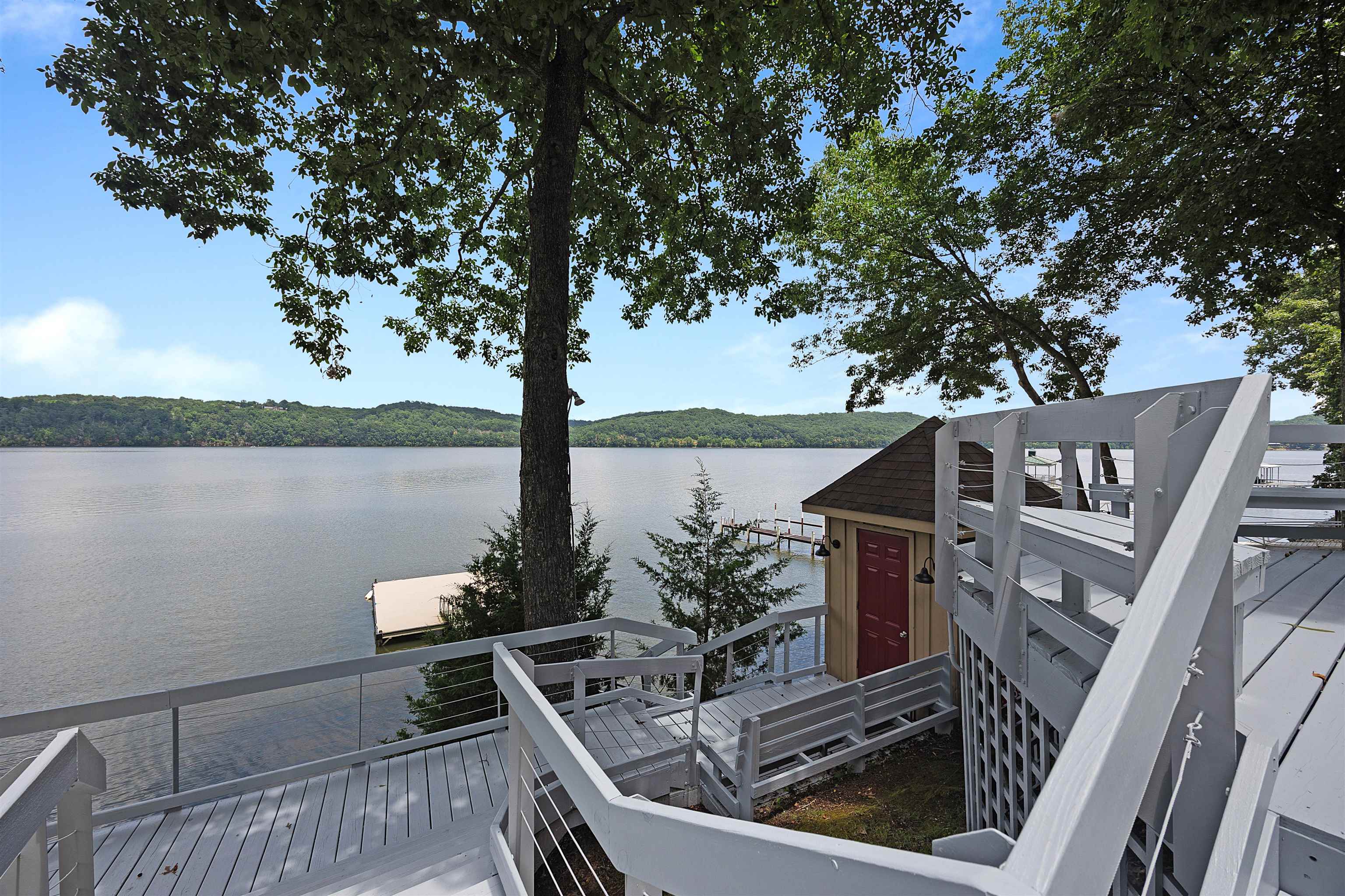 160 ROBERTS BEAR CREEK RD