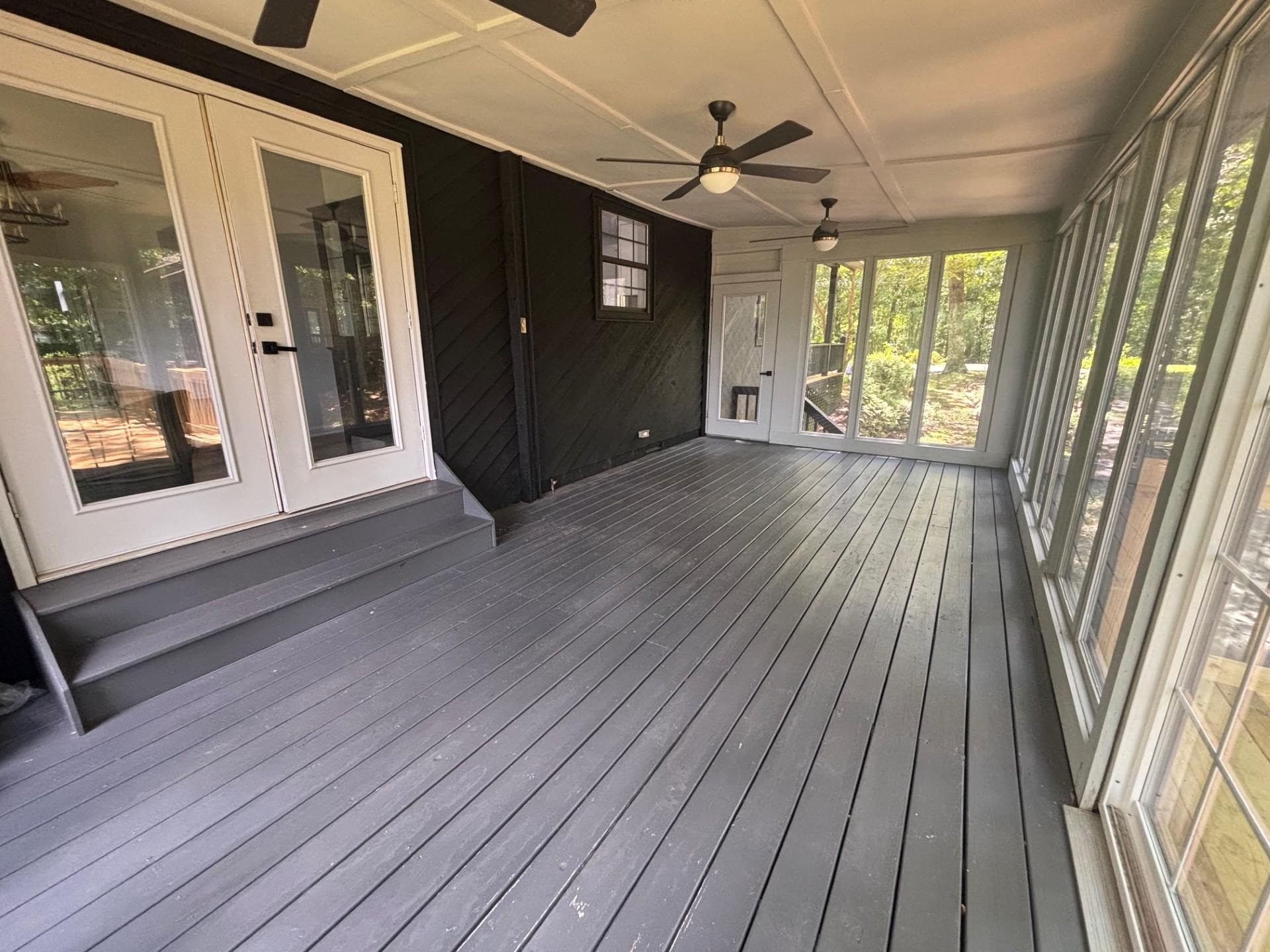 245 HOLIDAY HILLS LN