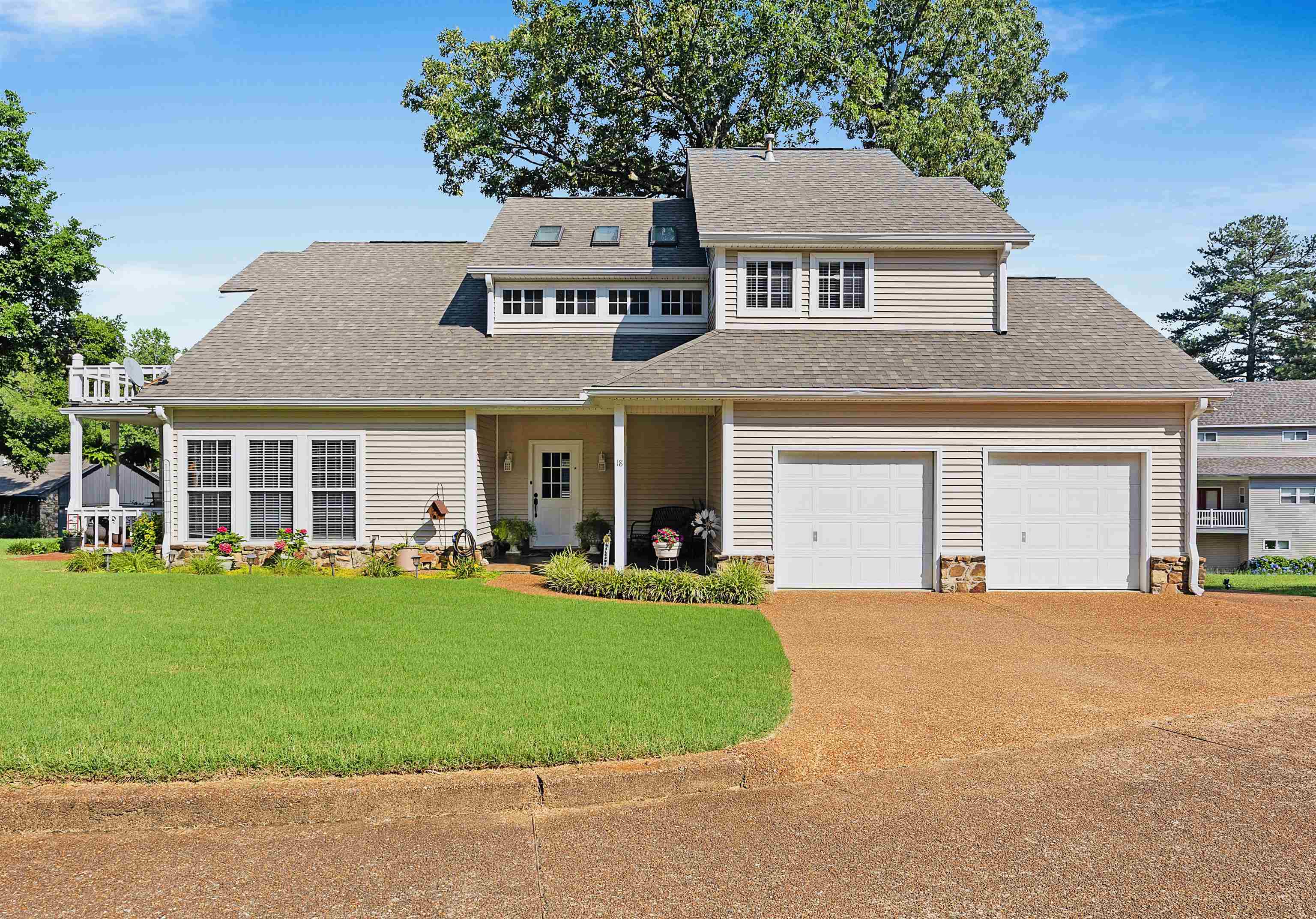 18 ELKS LANDING DR