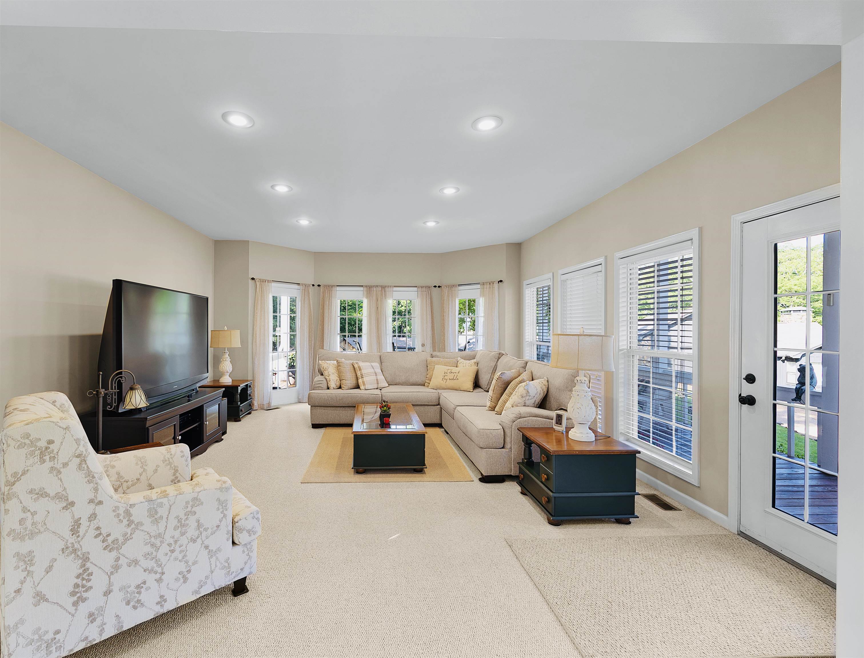 18 ELKS LANDING DR