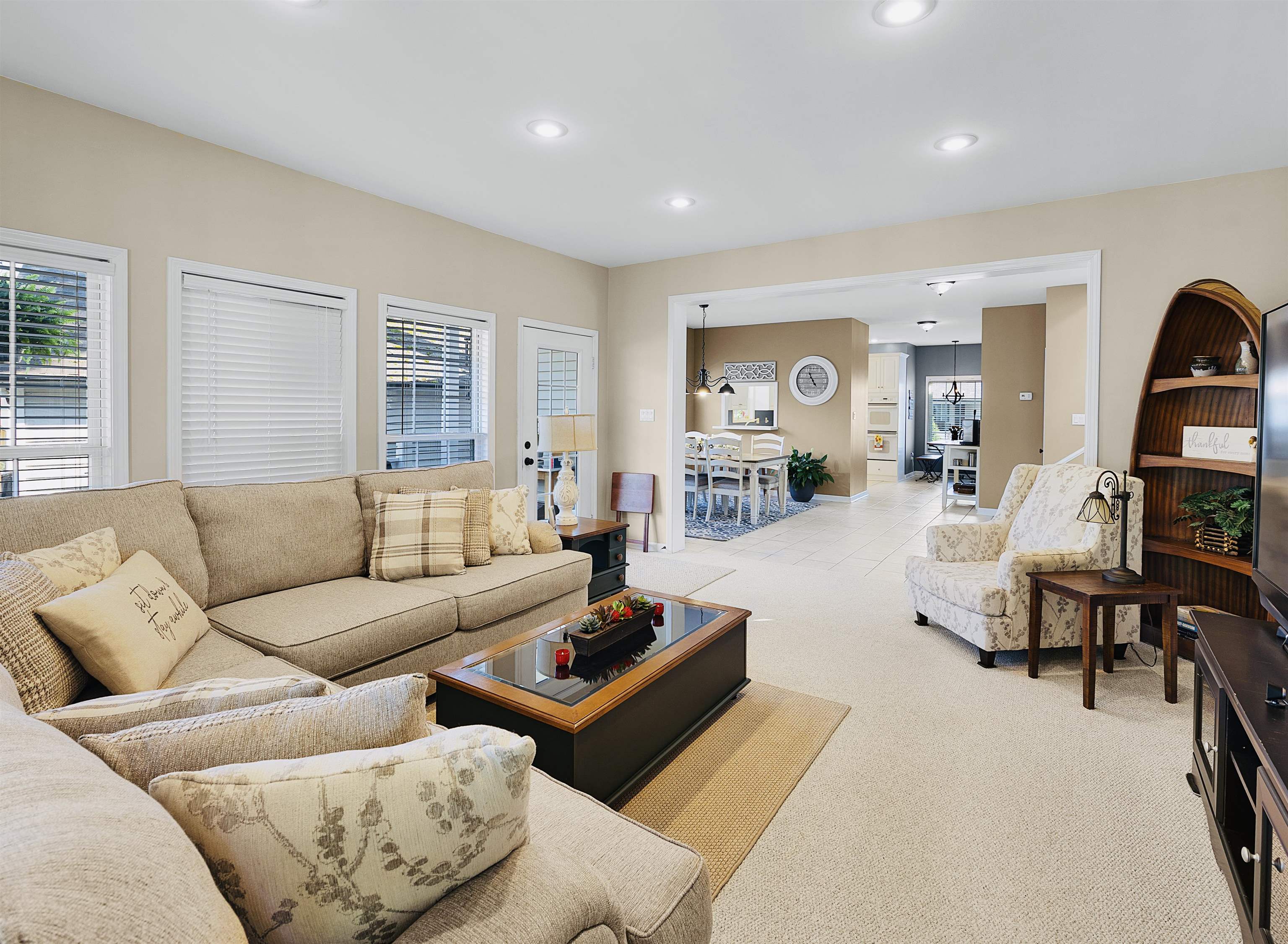18 ELKS LANDING DR