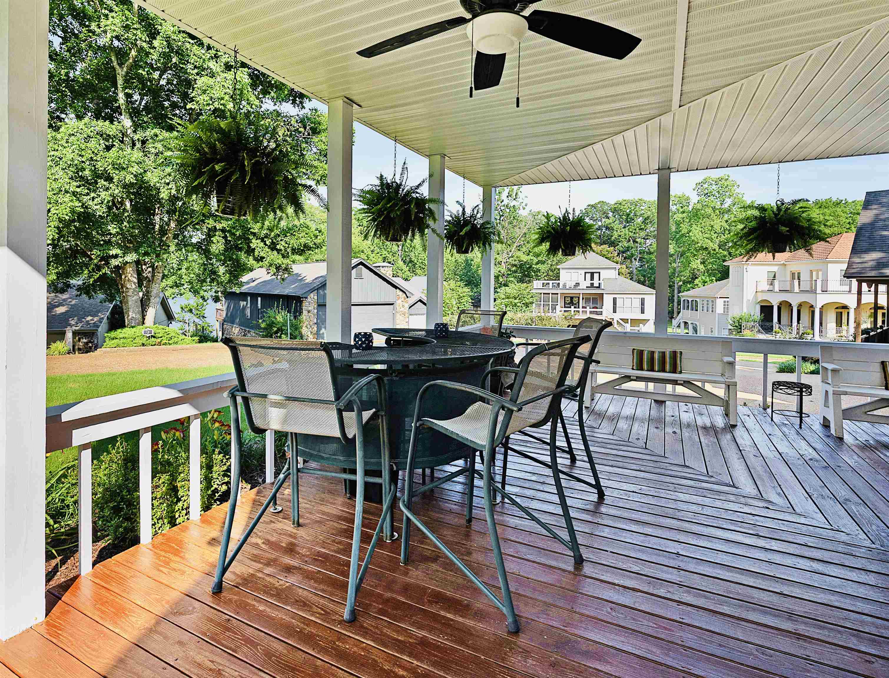 18 ELKS LANDING DR