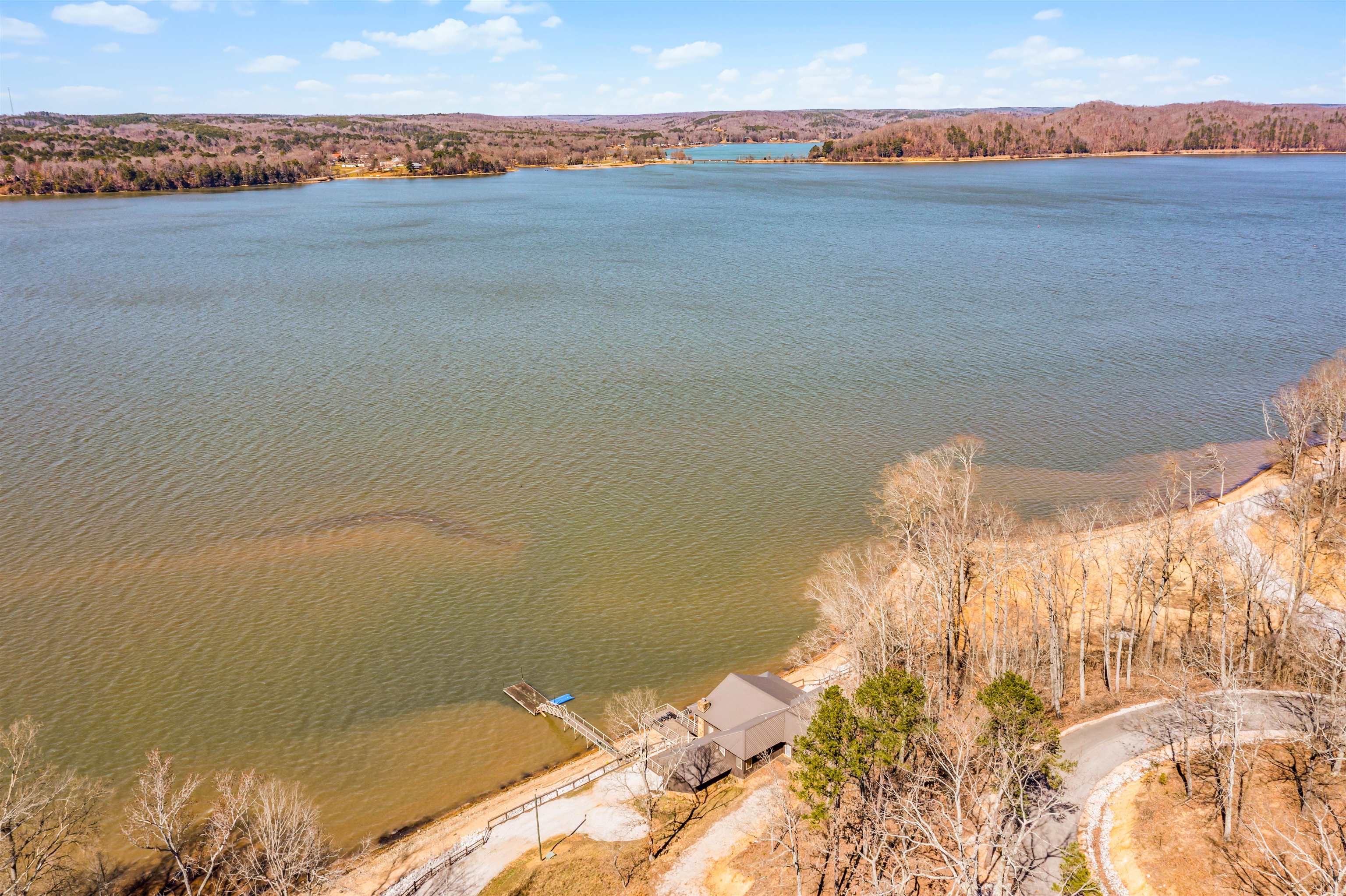 228 CHICKASAW TRACE RD