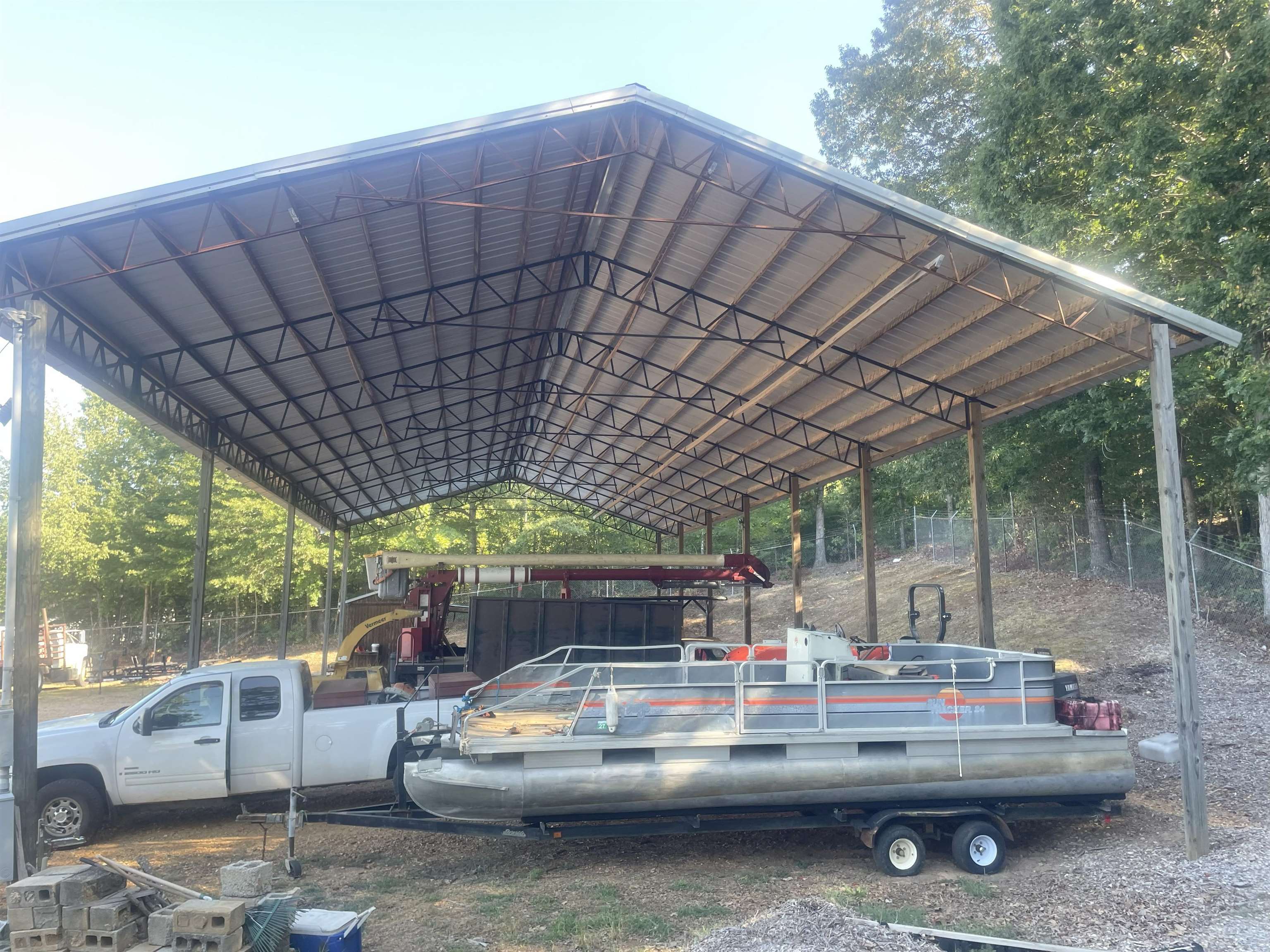 PICKWICK TREE SERVICE RD