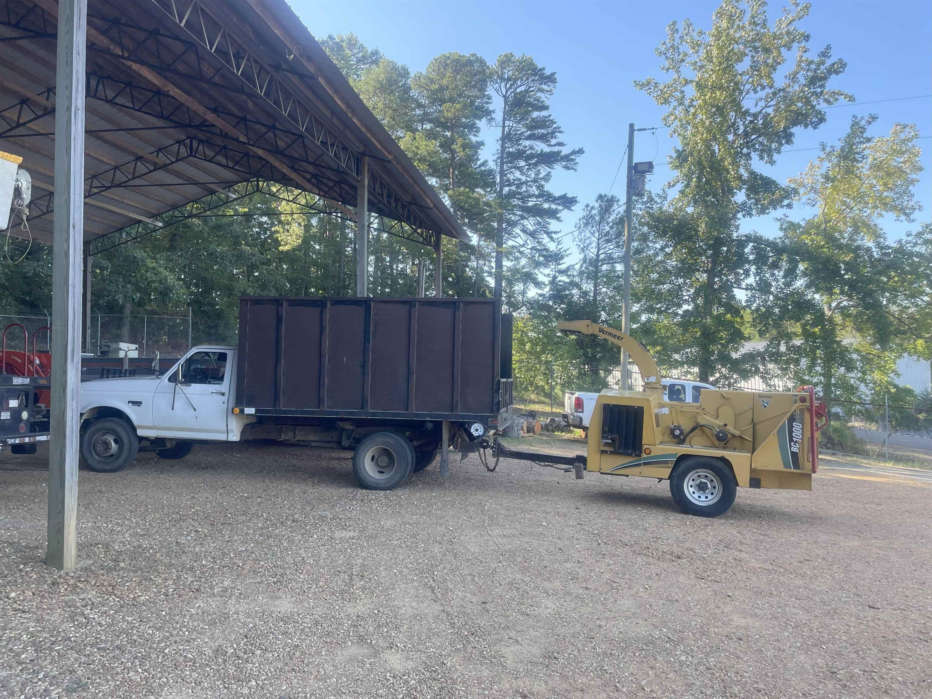 PICKWICK TREE SERVICE RD