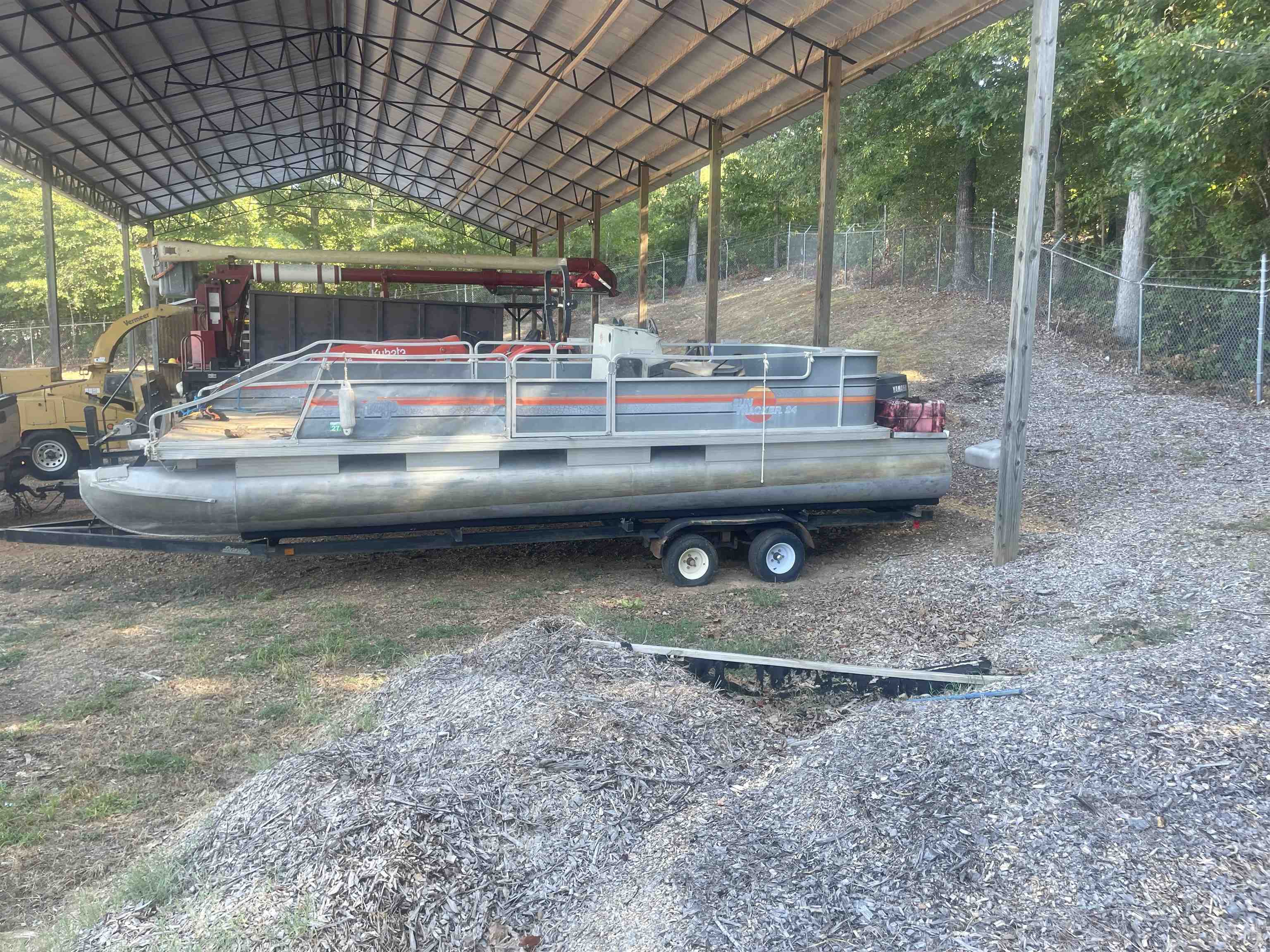 PICKWICK TREE SERVICE RD