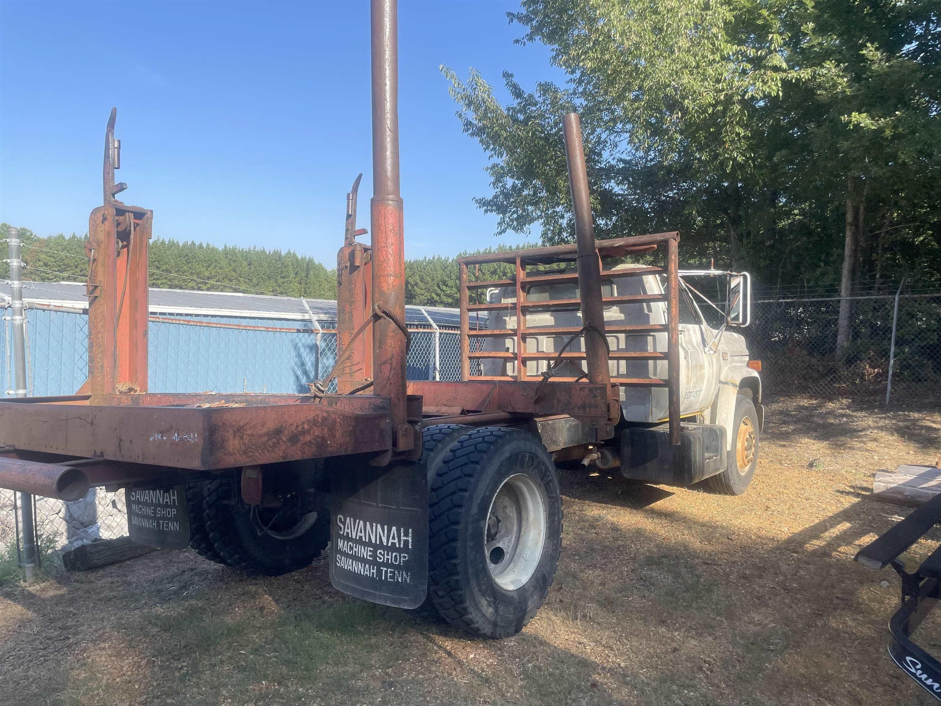 PICKWICK TREE SERVICE RD