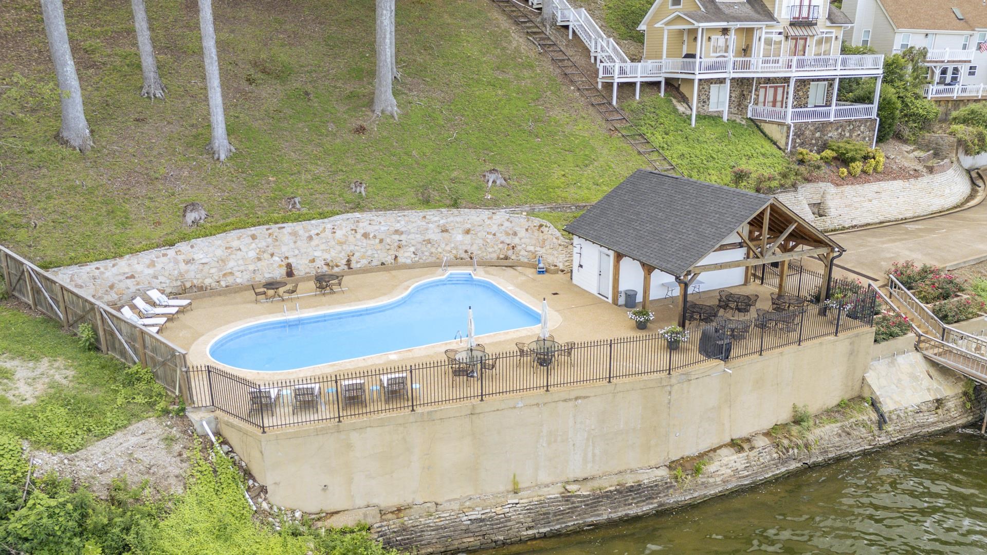 11 ELKS LANDING DR