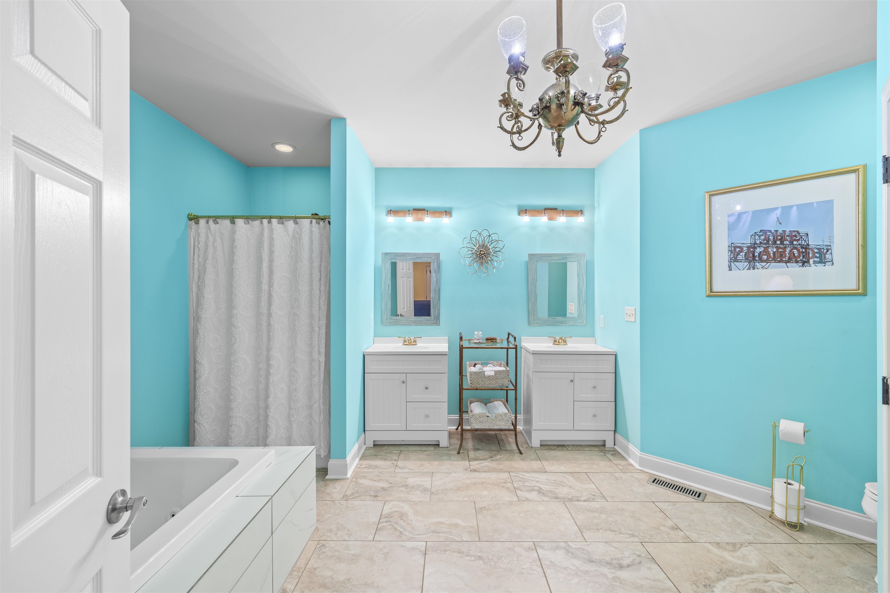 1200 HOLIDAY HILLS RD